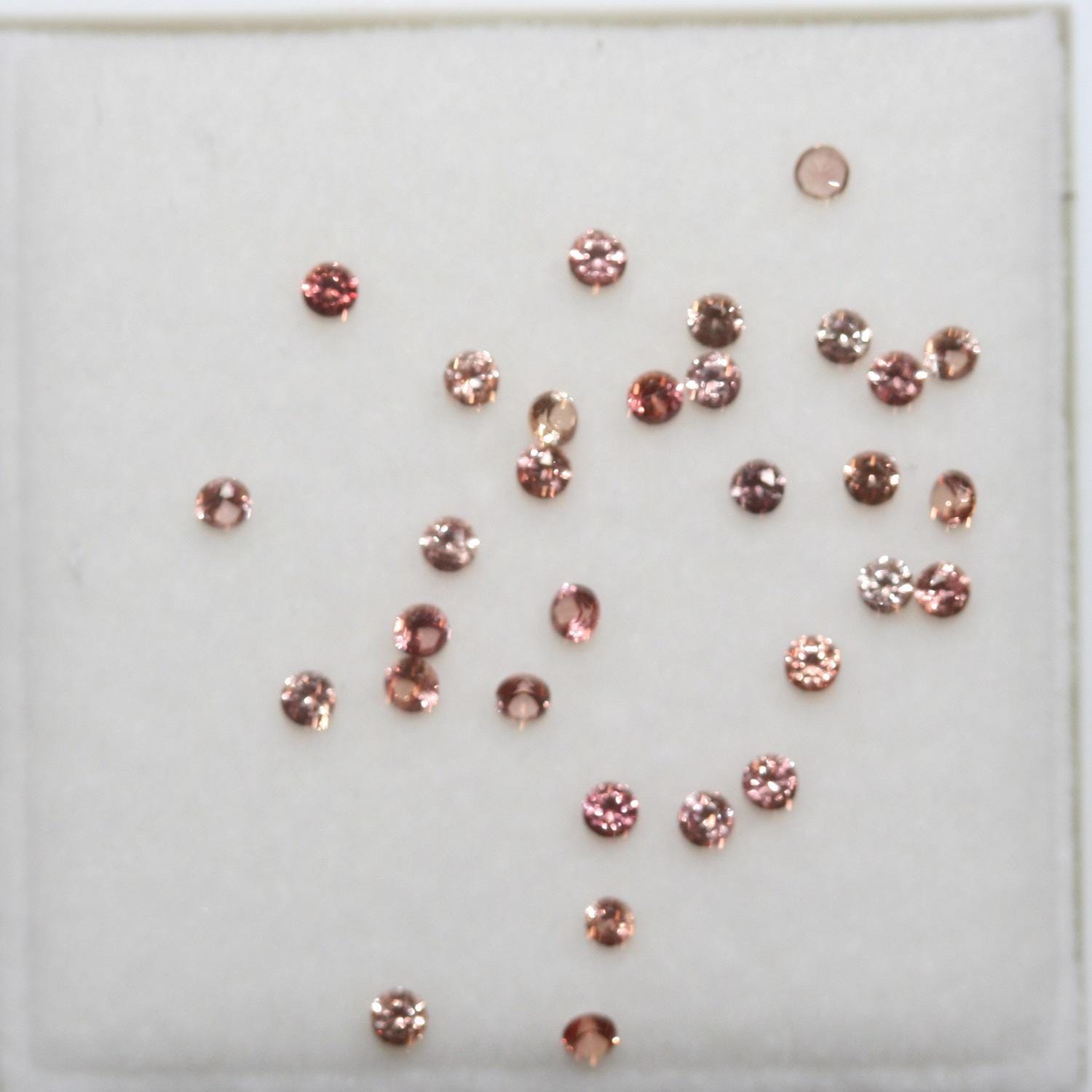 Saphirs orange ronds à facettes, lot de 1,75 mm environ (1 carat).