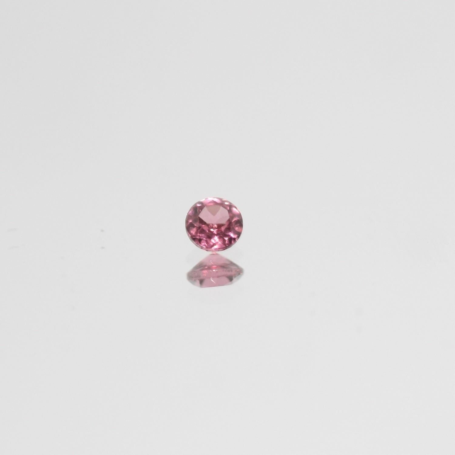 Lote de Granate Rodolita Redonda Facetada 3mm.-(5ct).-Art.404LO
