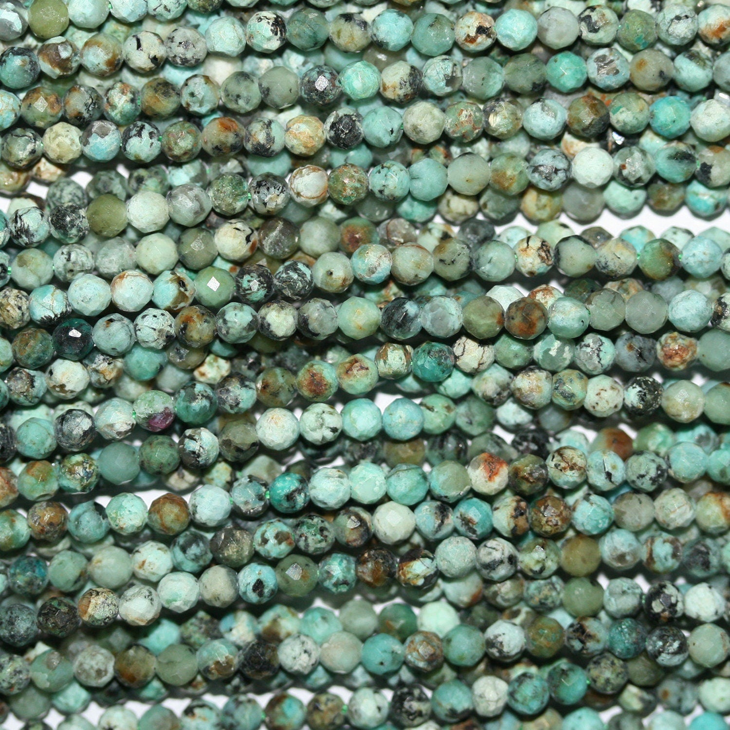 Cuentas redondas facetadas de turquesa africana de 16", 3 mm, tira de 40 cm.
