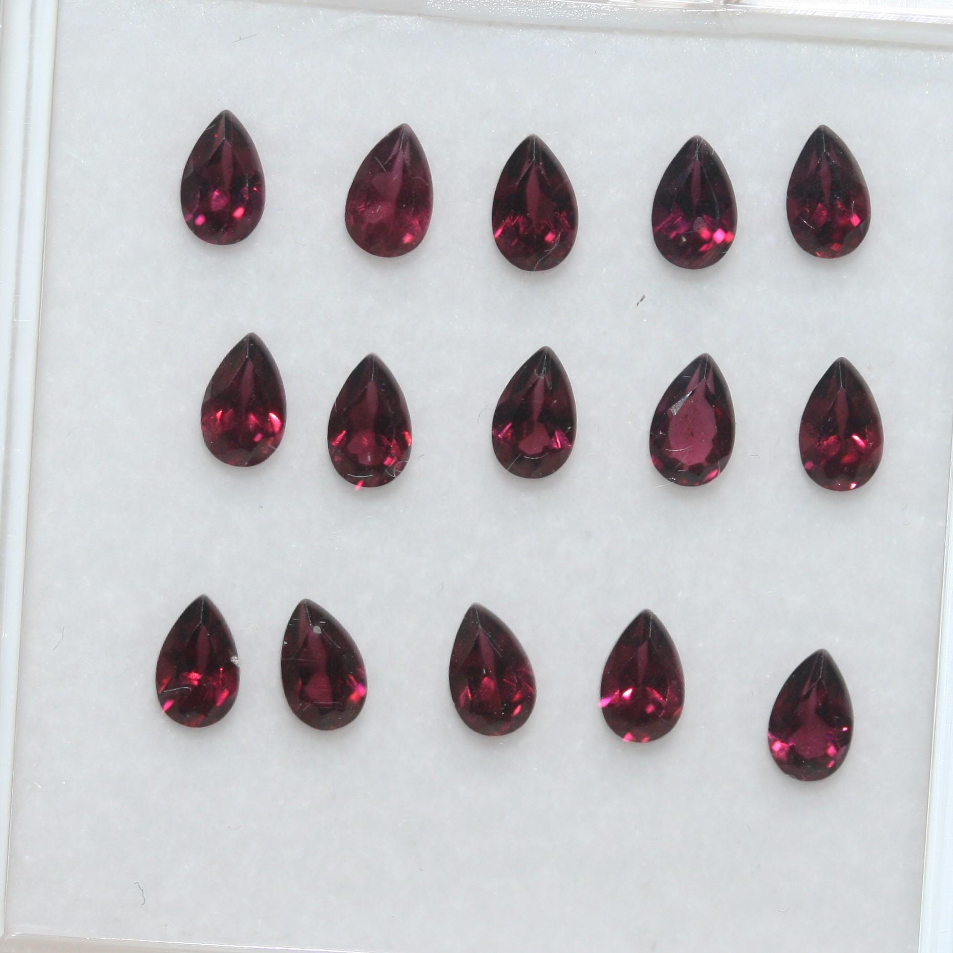 Lote de Granate Rodolita Gota Facetada 5x3mm.- (15Pcs)