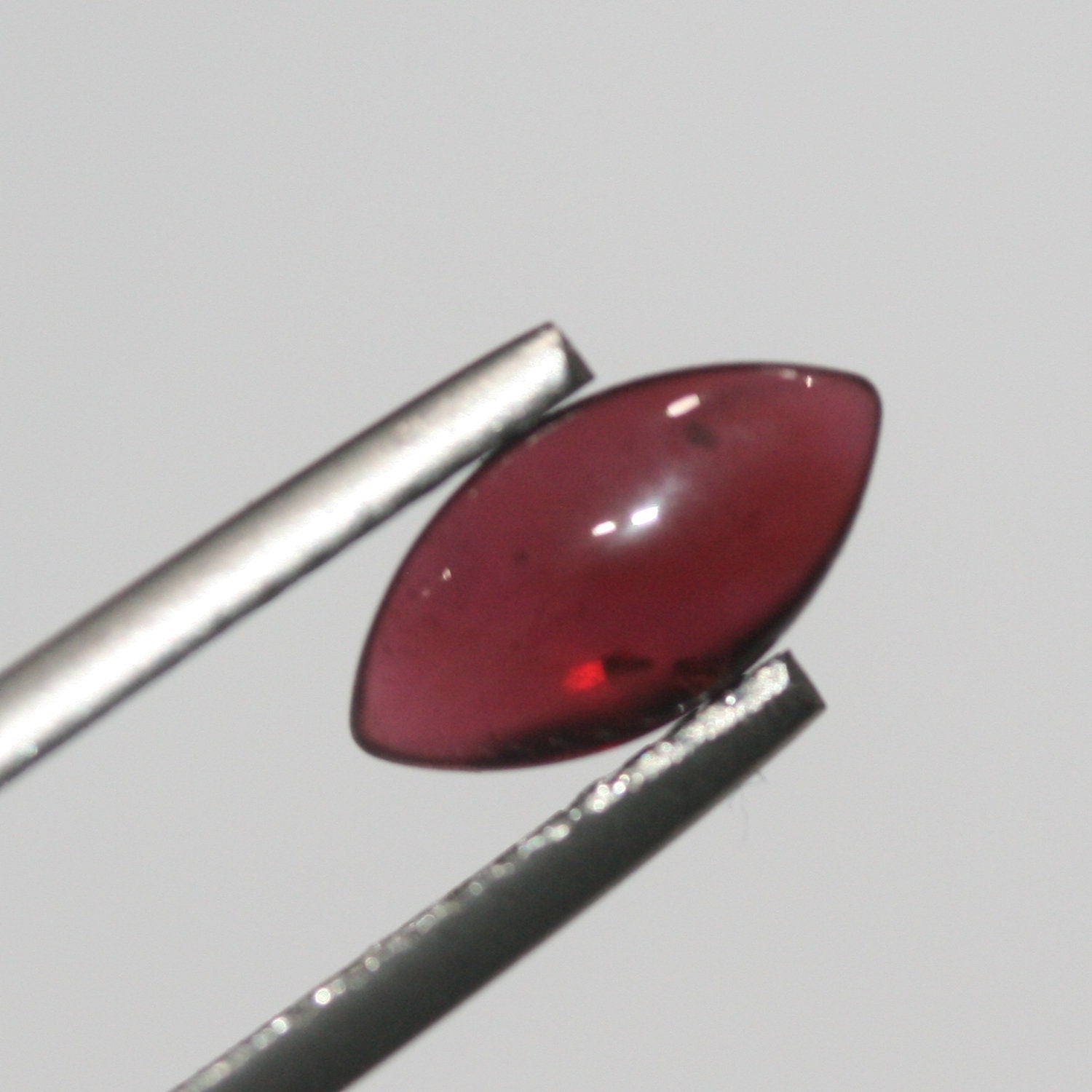 10Pcs Lot Garnet  Marquise Cabochon 10x5mm.-(10 pcs.)