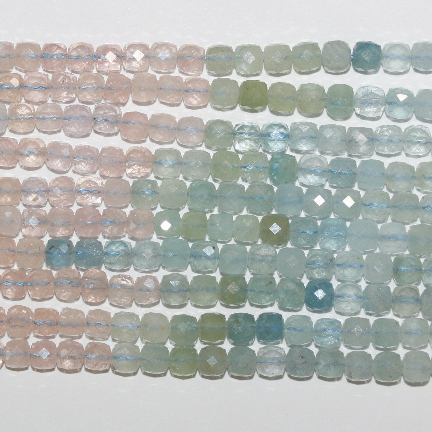 15" St Perles Cubes Facettées en Béryl Multi 4-5mm.-Rig 39cm.