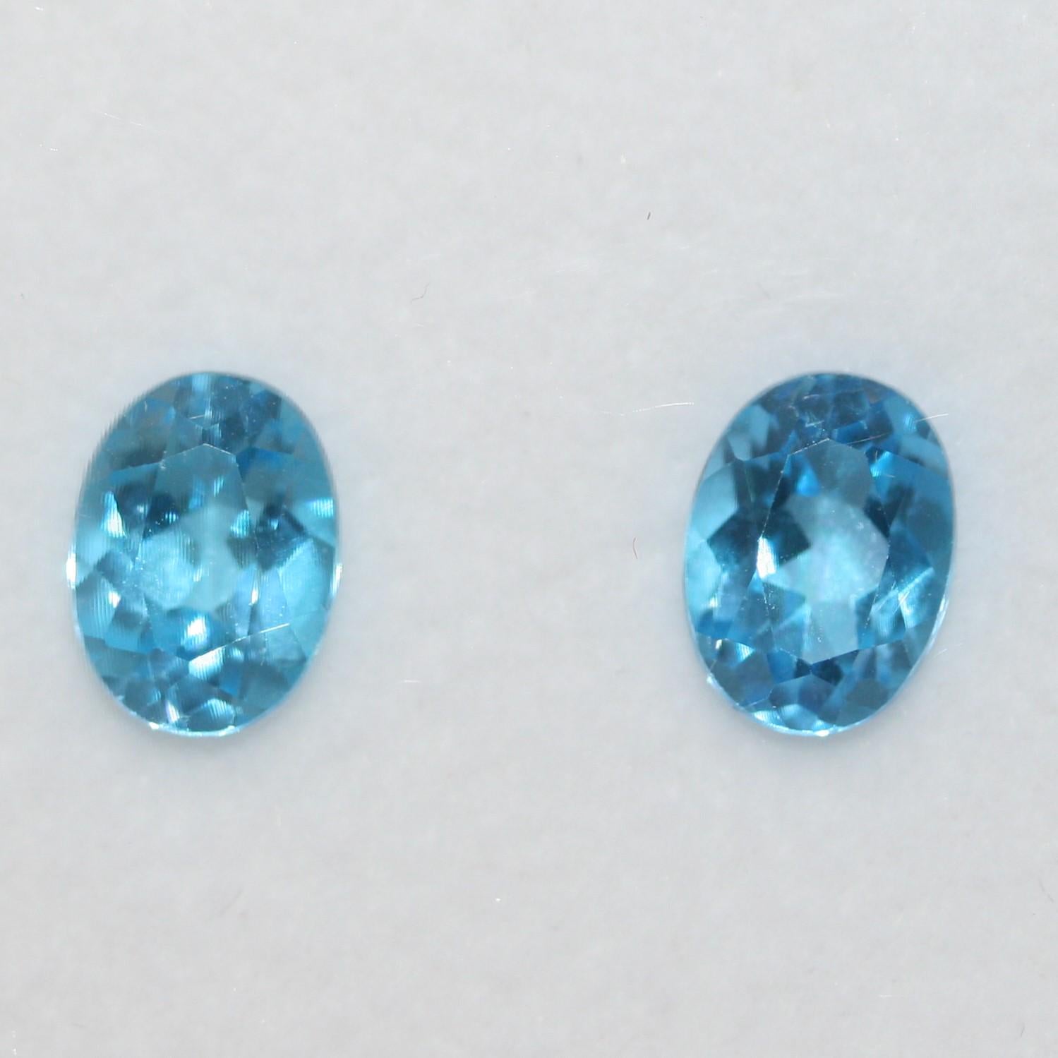 Lote de 2 topacios azules suizos facetados ovalados de 8 x 6 mm. (2 piezas)