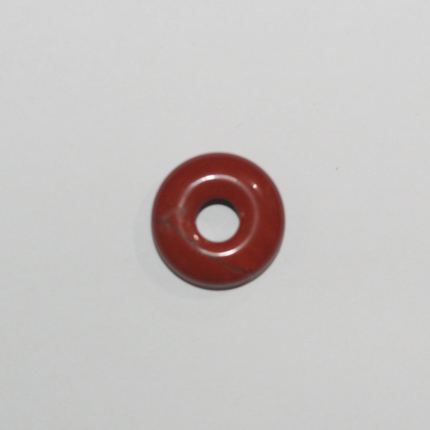 Pendentif disque en jaspe rouge lisse en forme de beignet 20 mm