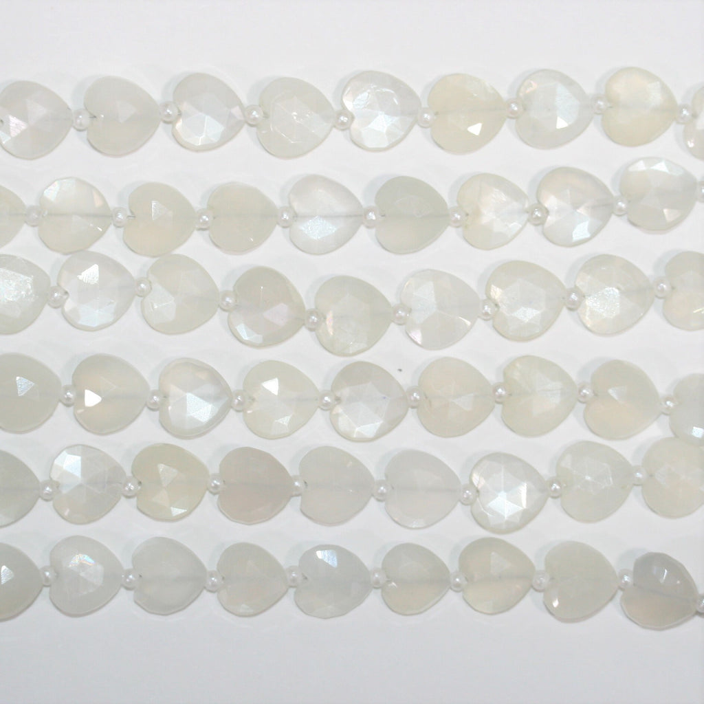 Cuentas de corazón facetadas de piedra lunar blanca de 7" 8x10 mm - Hilo de 17 cm.