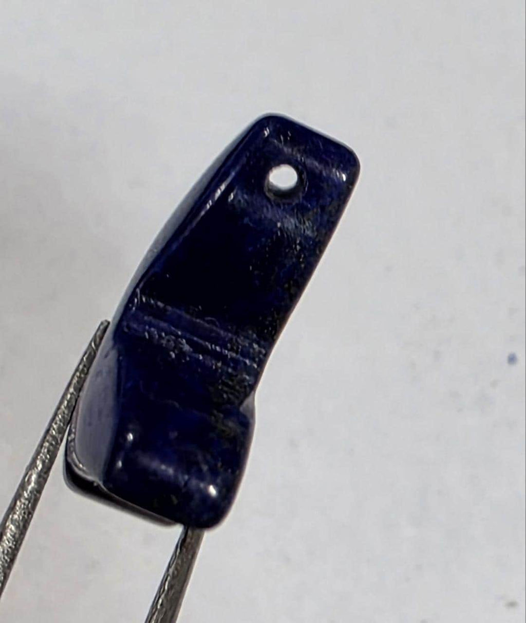 Colgante de mariposa de lapislázuli afgano azul real - Perforado en un lado - 18 x 12 mm - Artesanía de primera calidad