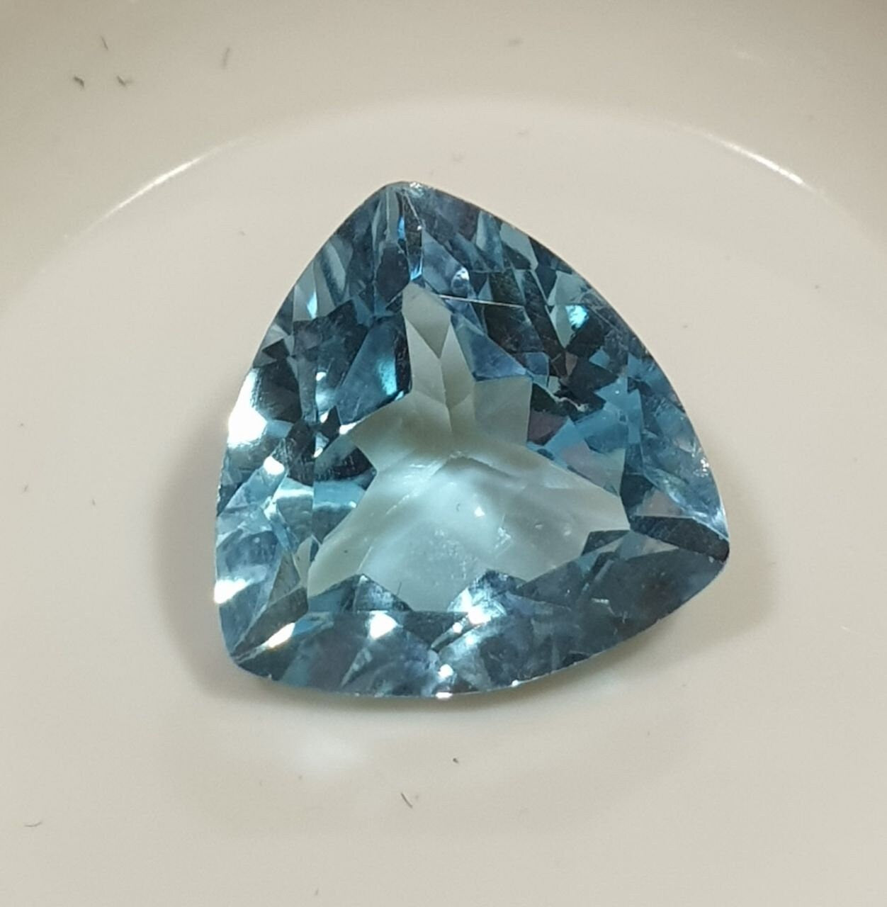 Topaze bleu ciel taille trillion 12 mm, couleur supérieure, fournitures de joaillerie, pierres taillées