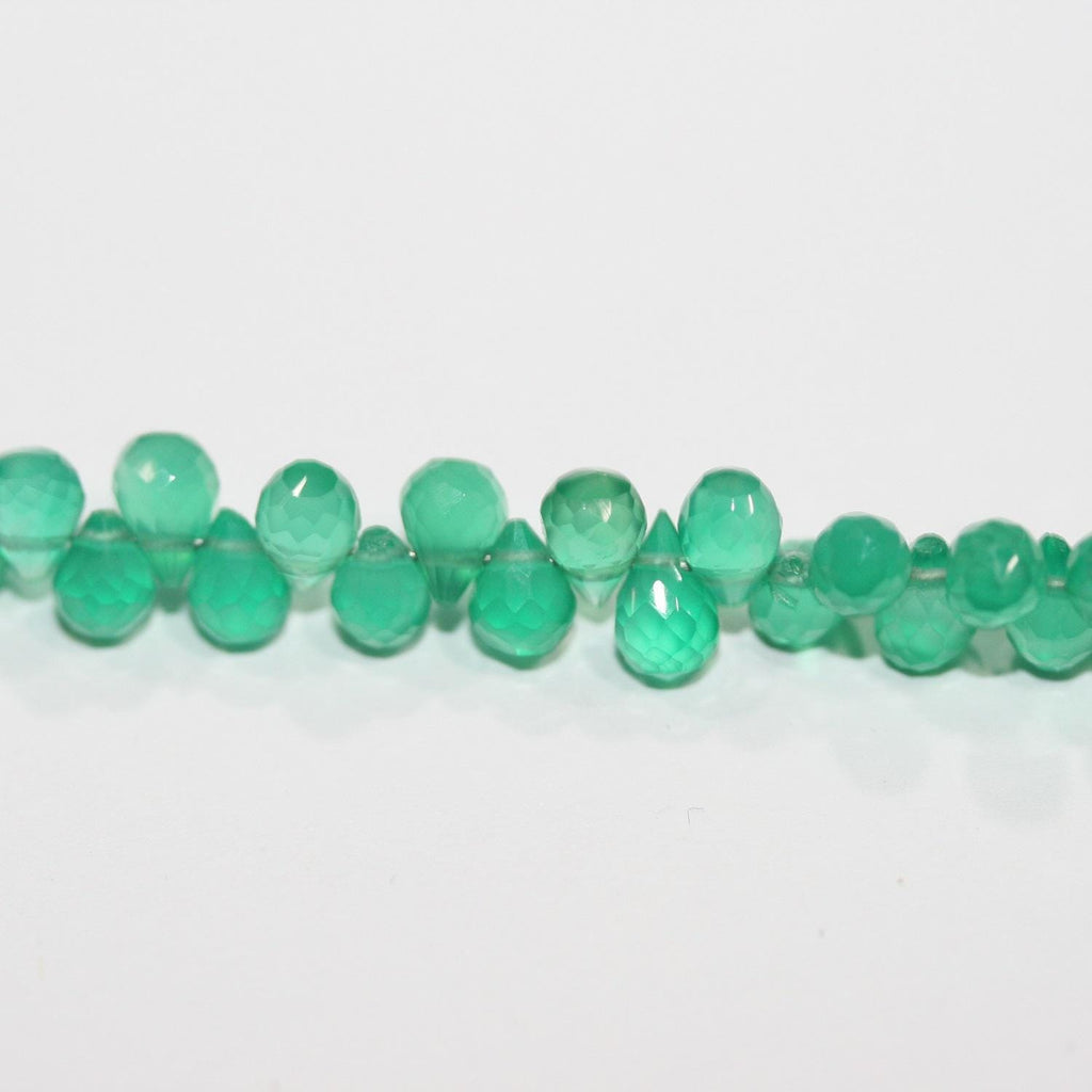 Perles en onyx vert St à facettes en forme de goutte, 5 x 4 mm, 8 pouces (20 cm) - Fil de 20 cm - Article n° 14874