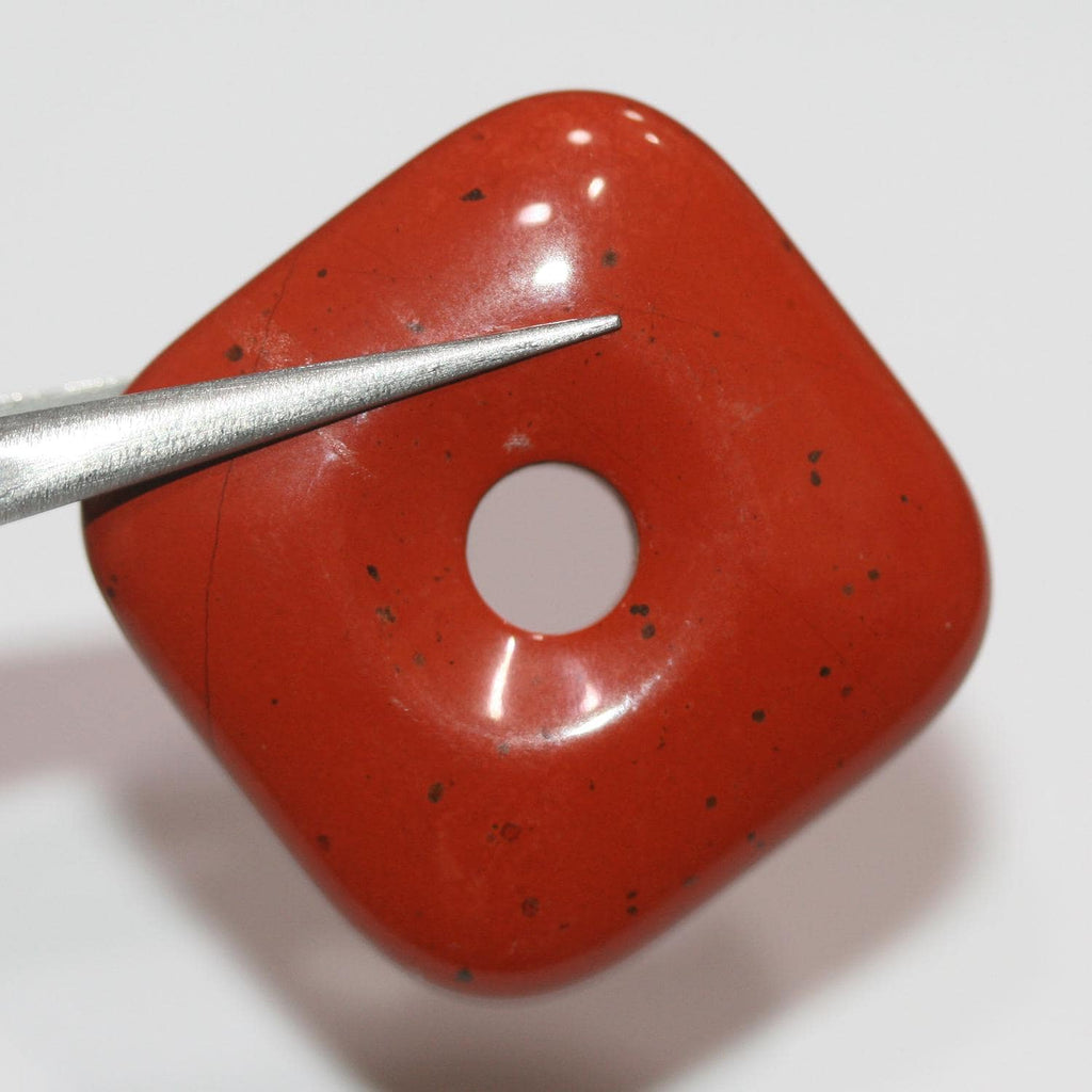 Colgante cuadrado liso de jaspe rojo de 30 mm
