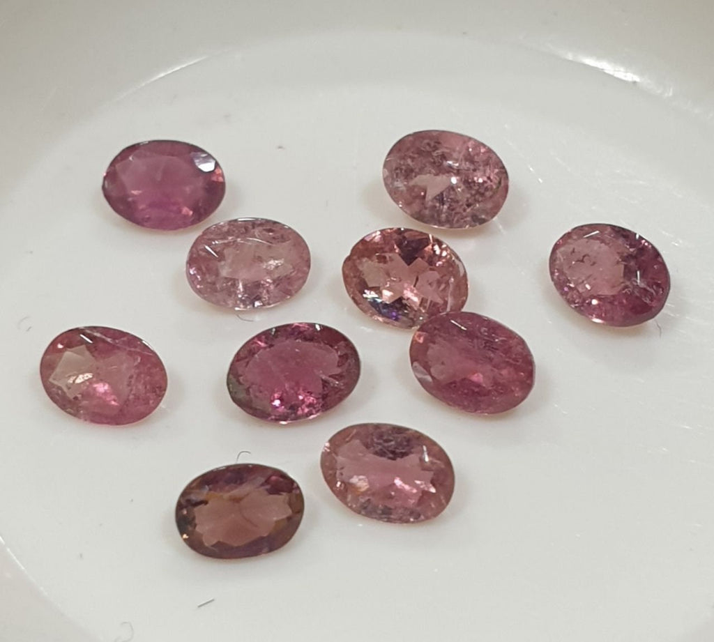 Lote de turmalina rosa facetada ovalada de 4 x 3 mm (10 unidades)