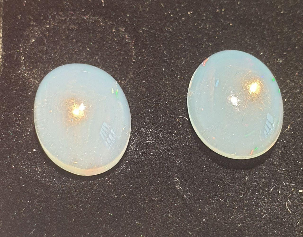 Lote de 1 par de ópalos Wello naturales de 11 x 9 mm, cabujón ovalado, venta al por mayor, lotes de piedras preciosas, gema sin tratar