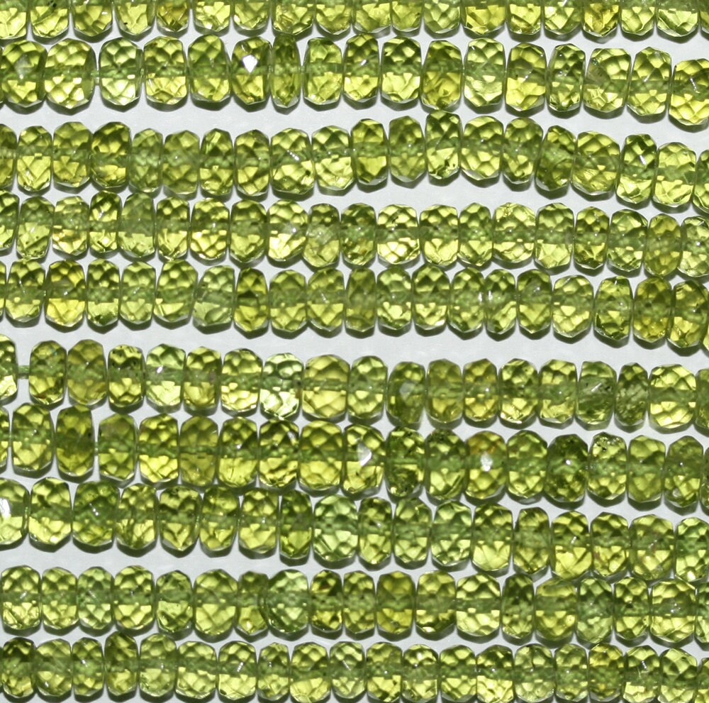 Perles rondelles à facettes en péridot de 14 pouces, 5 x 3 mm. - Fil de 37 cm.