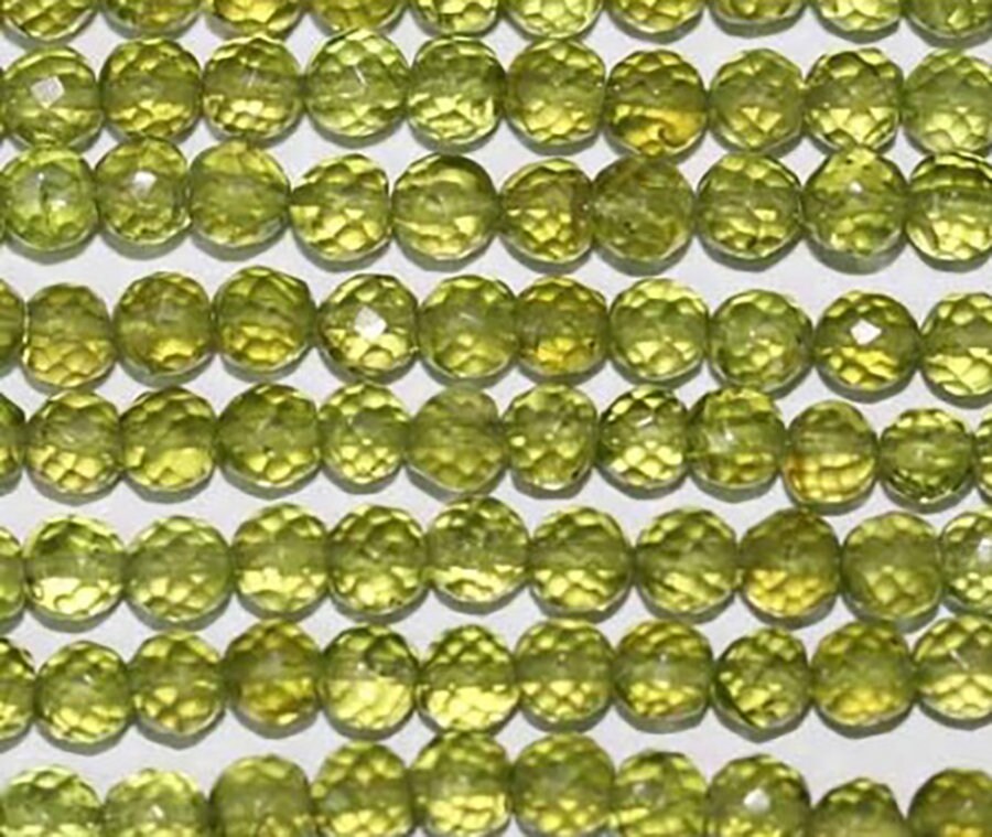 13" St Peridot Faceted Round Beads 4-5mm -Strand 34cm