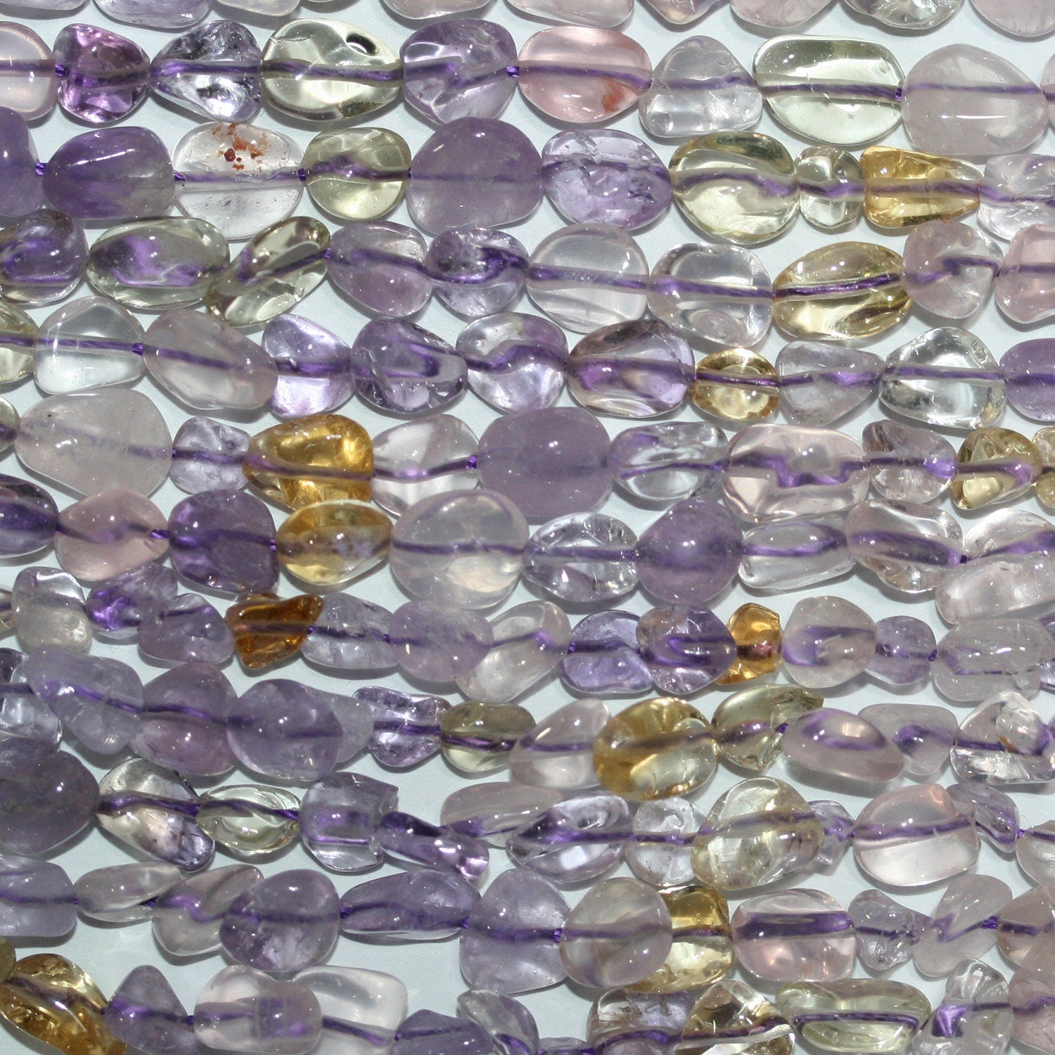 Perles de pépites lisses en amétrine de 15 pouces (environ 6-8 mm) - Longueur du fil : 39 cm.