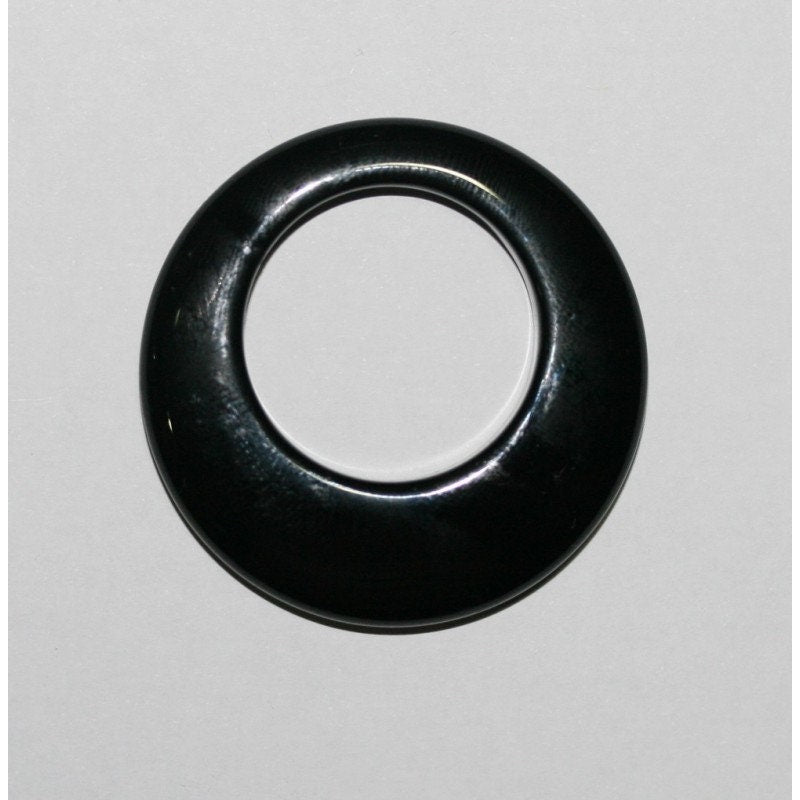 Pendentif rond lisse en onyx 42 mm.