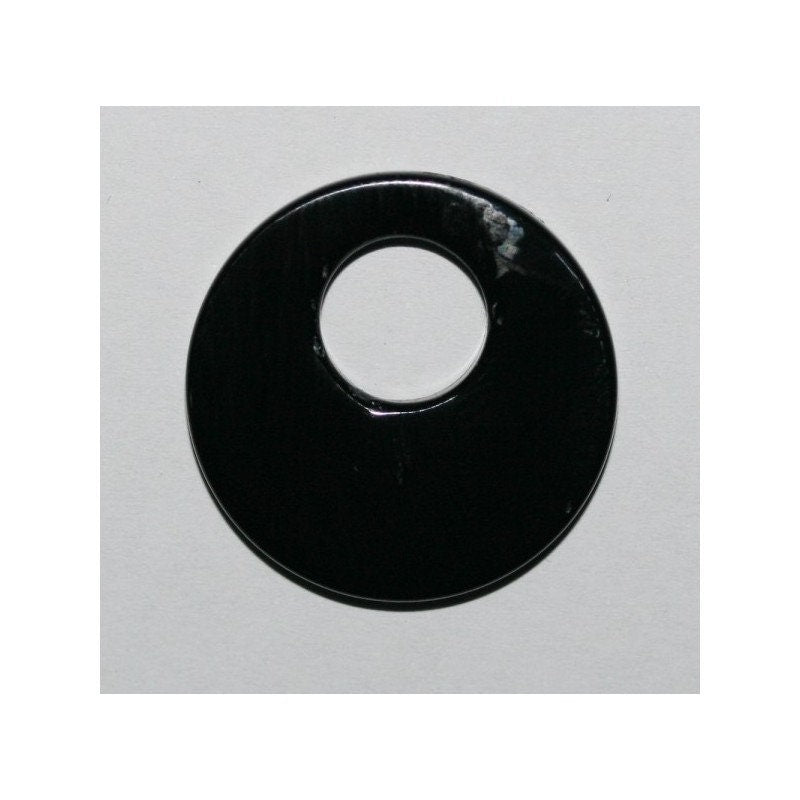 Pendentif rond lisse en onyx 22 mm.