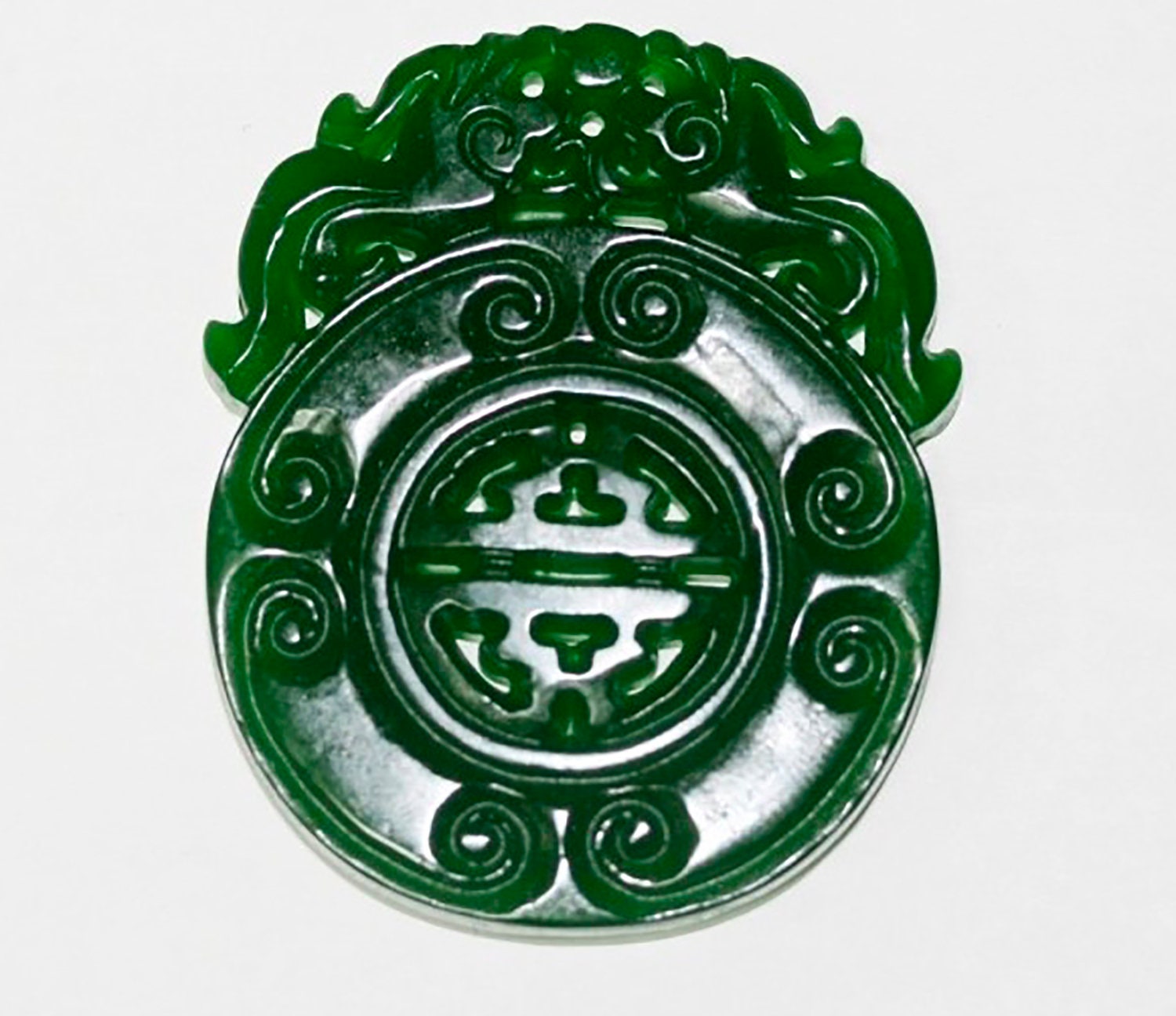 Colgante de jade verde 53x42 mm