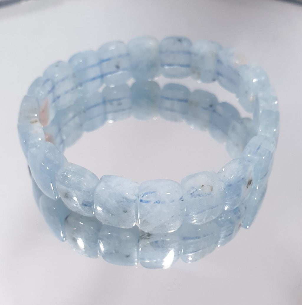 Pulsera elástica de aguamarina con cuentas cuadradas de 11 x 9 mm. Joyas con cuentas de doble perforación. Poder curativo. Gemas naturales.