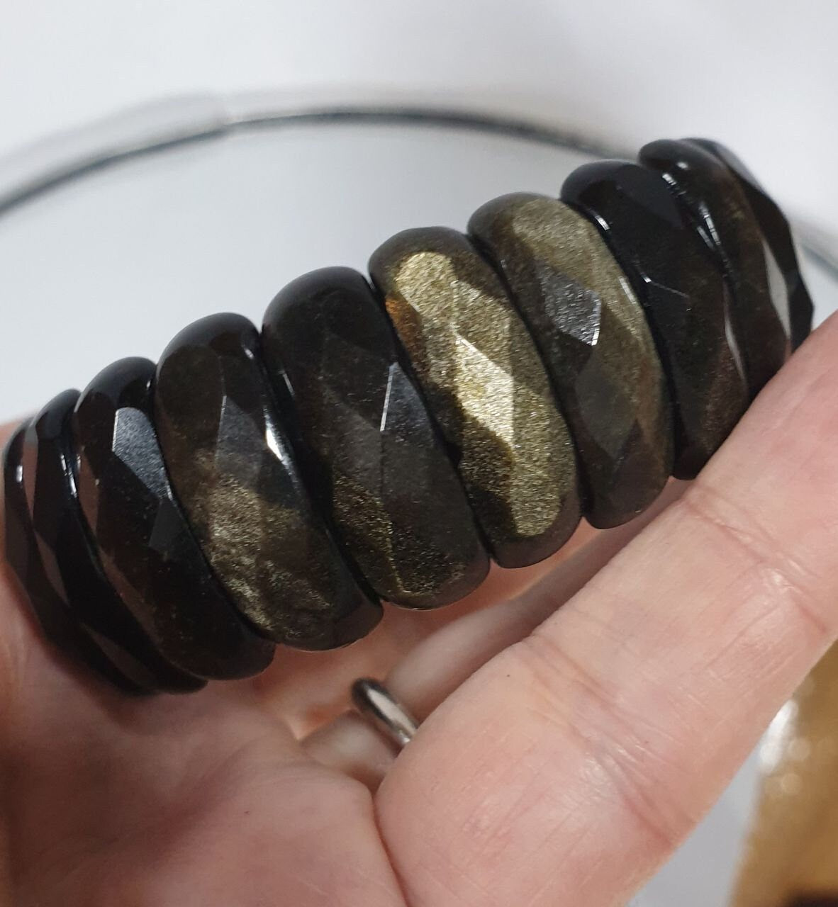 Bracelet extensible en obsidienne dorée à facettes, perles à facettes 25 x 9 mm - Fournisseur de bijoux à double perçage - Pouvoir de guérison