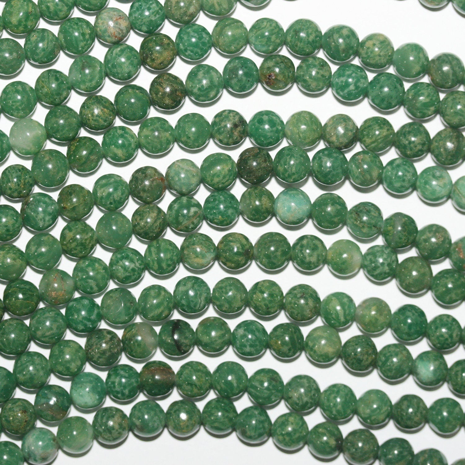 Perles rondes lisses en grenat vert St de 15 pouces (4 mm) - Fil de 39 cm - Grenat grossulaire jade africain