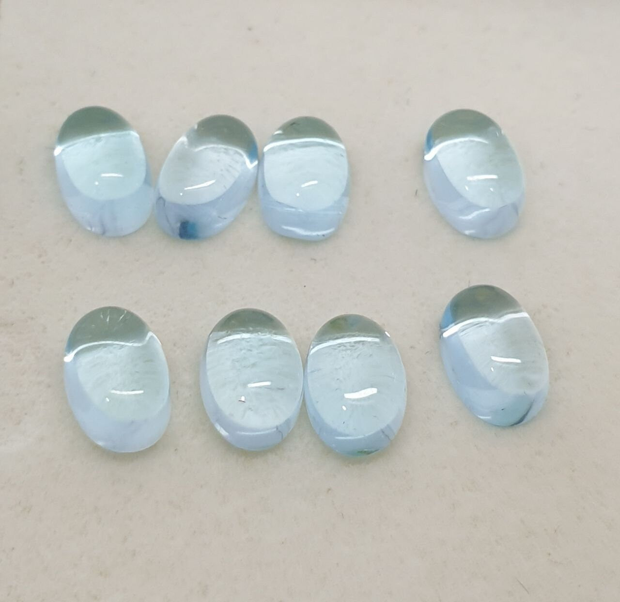 Sky Blue Topaz Lot Oval Cabochon 6x4mm (8pcs)