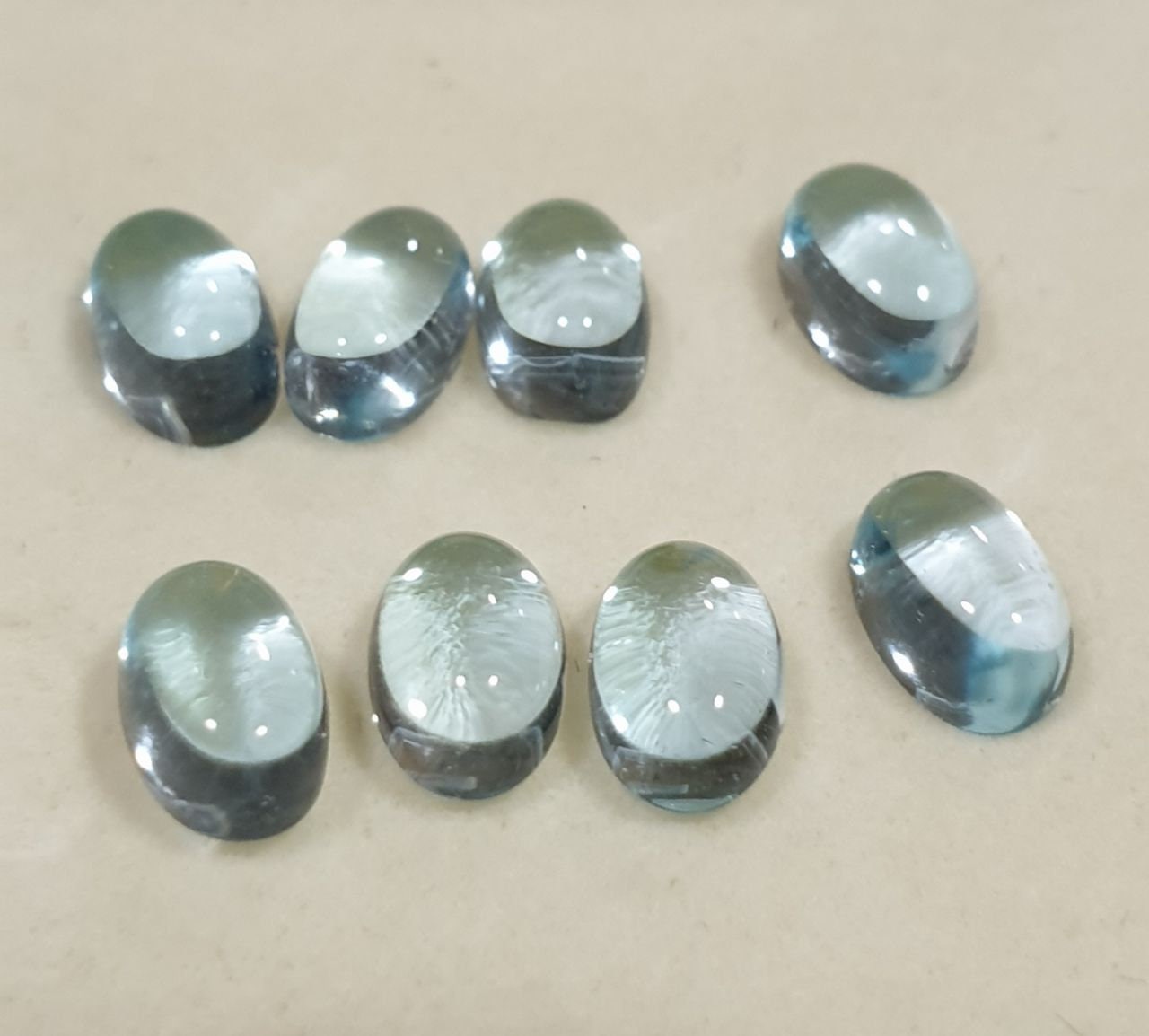 Sky Blue Topaz Lot Oval Cabochon 6x4mm (8pcs)
