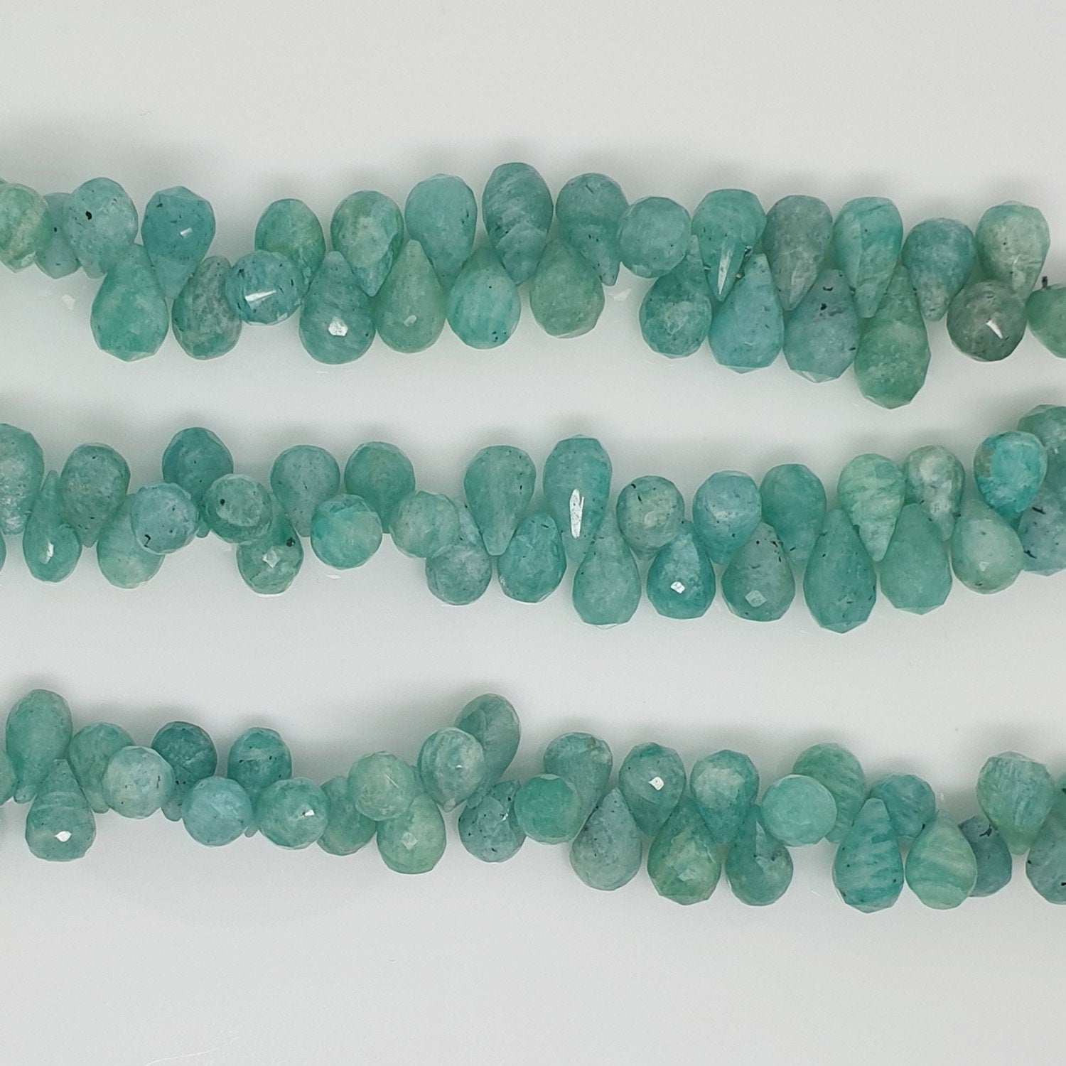 Cuentas de Amazonita Santa facetadas de 8" (9 x 6 mm) - Hilo de 20 cm