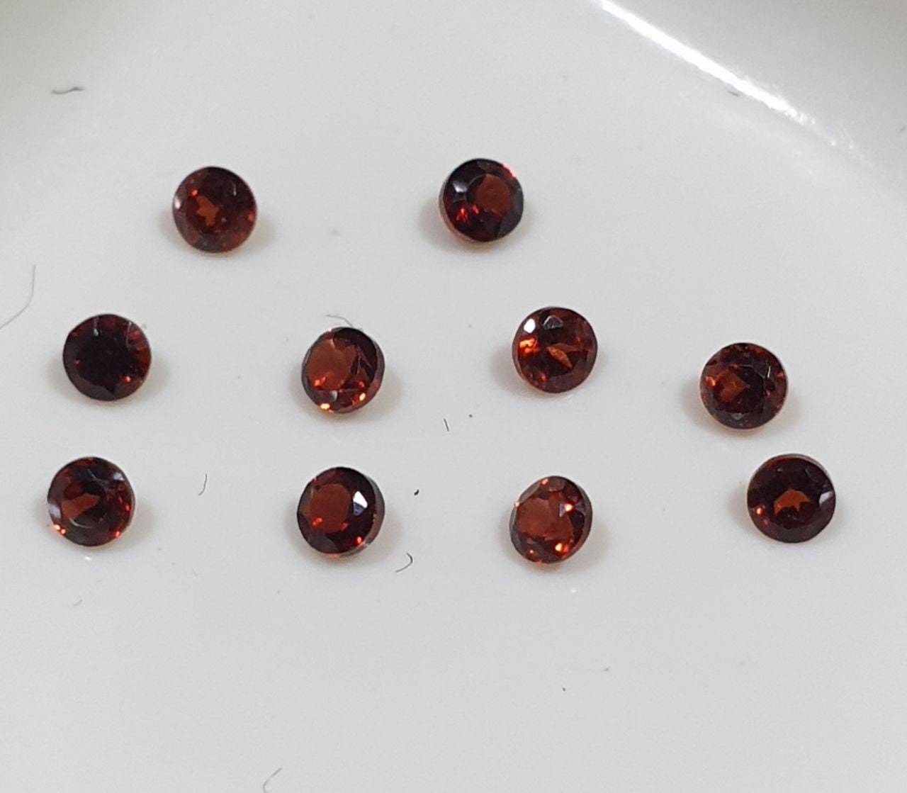10 Pcs Lot Mozambique Garnet 2mm Round  Brilliant Cut 10 Pcs Approx- Top Quality- Red Stone- Natural Stone