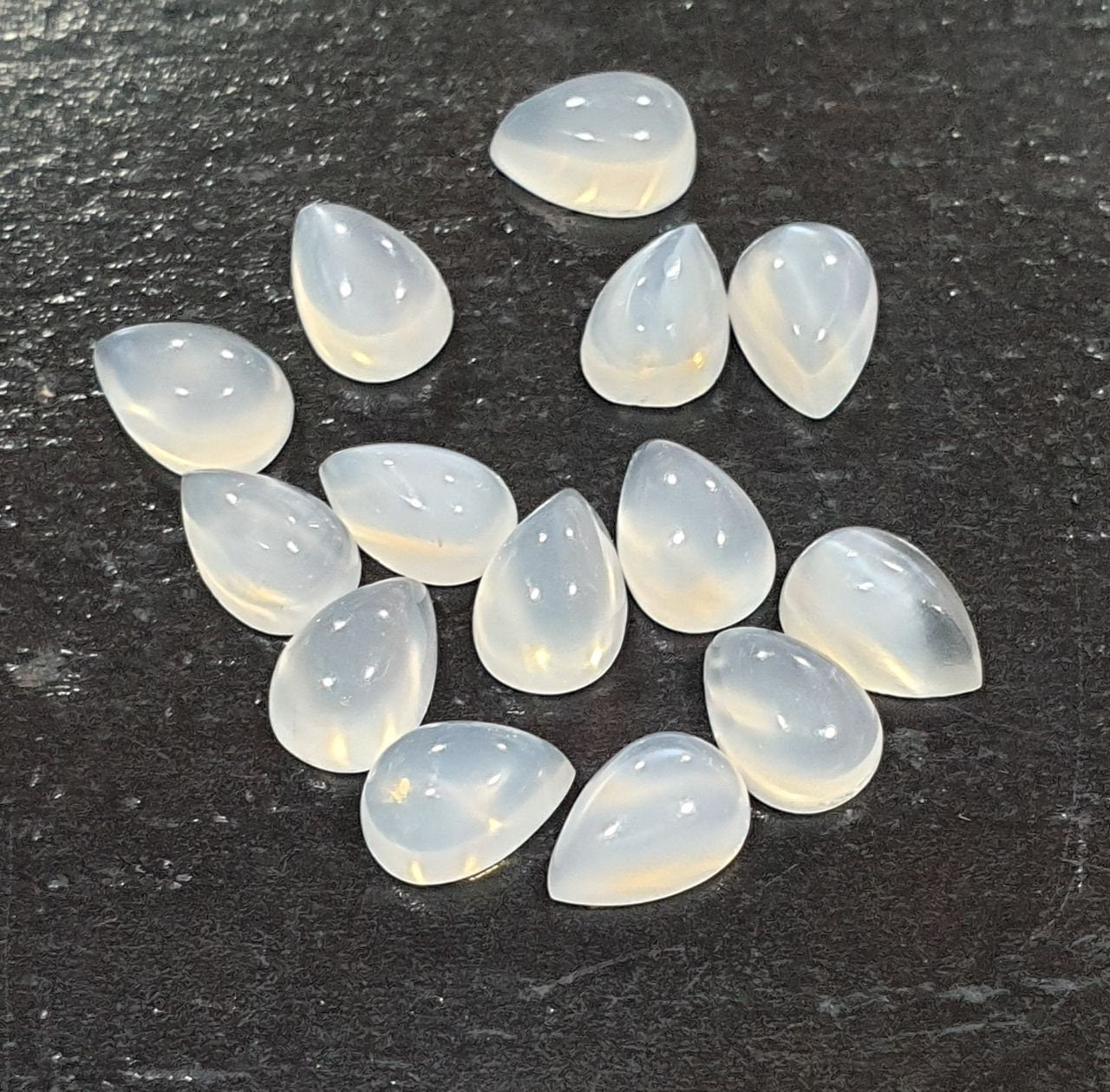 14 Pcs Lot White Moonstone Pear Cabochon 6x4mm. (14 pcs.)