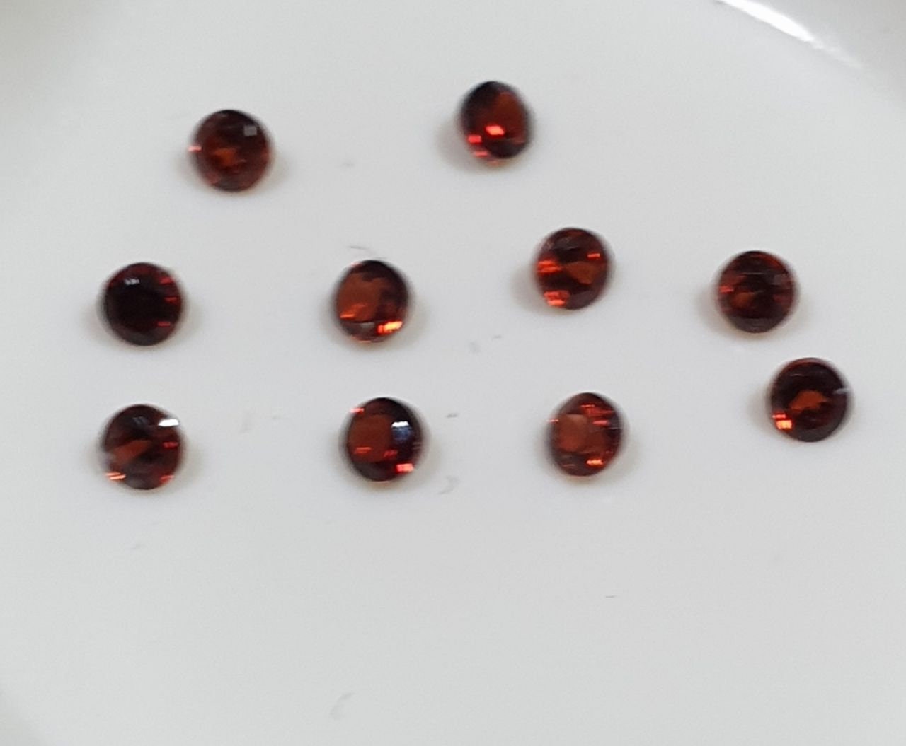 10 Pcs Lot Mozambique Garnet 2mm Round  Brilliant Cut 10 Pcs Approx- Top Quality- Red Stone- Natural Stone