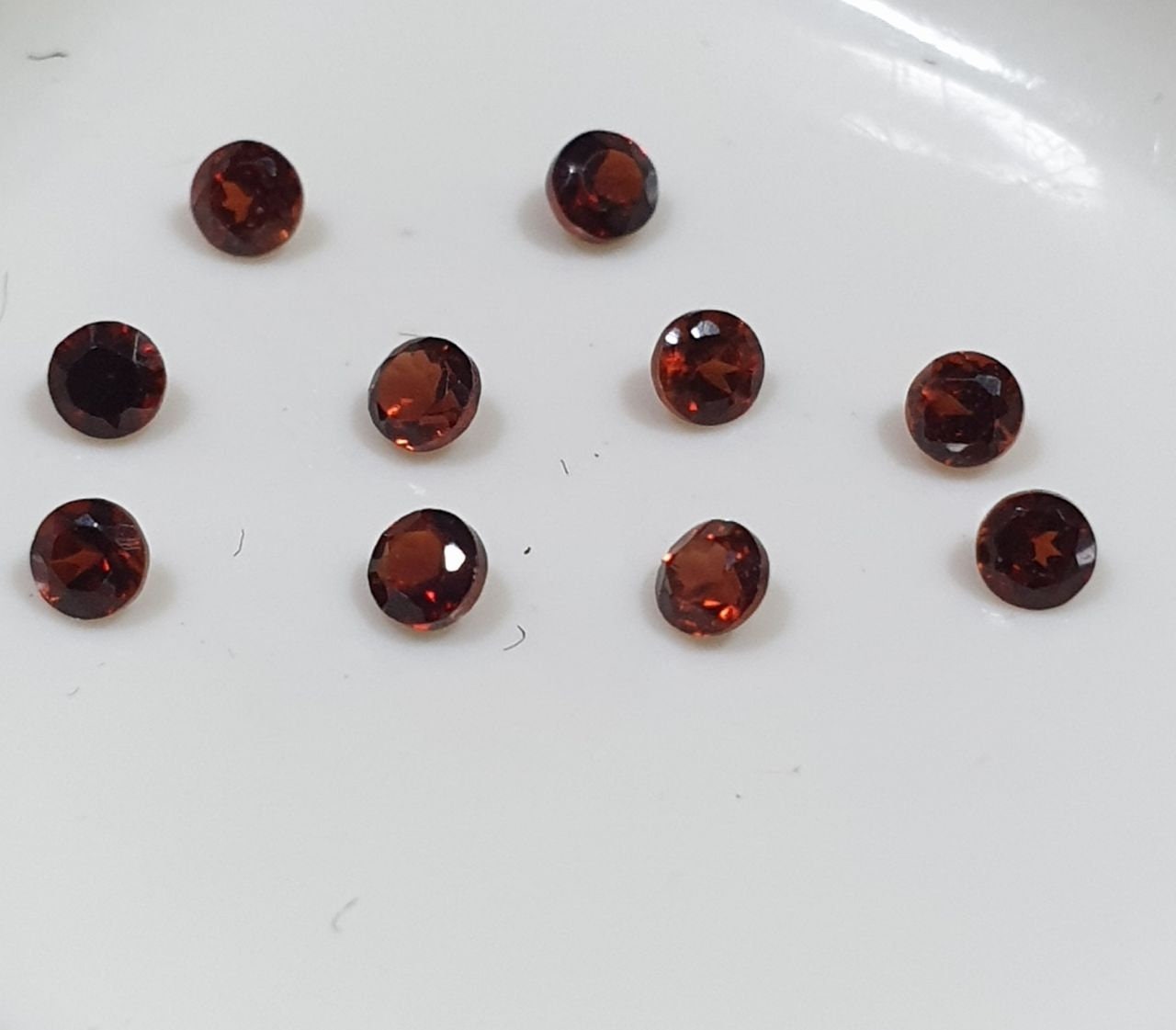10 Pcs Lot Mozambique Garnet 2mm Round  Brilliant Cut 10 Pcs Approx- Top Quality- Red Stone- Natural Stone