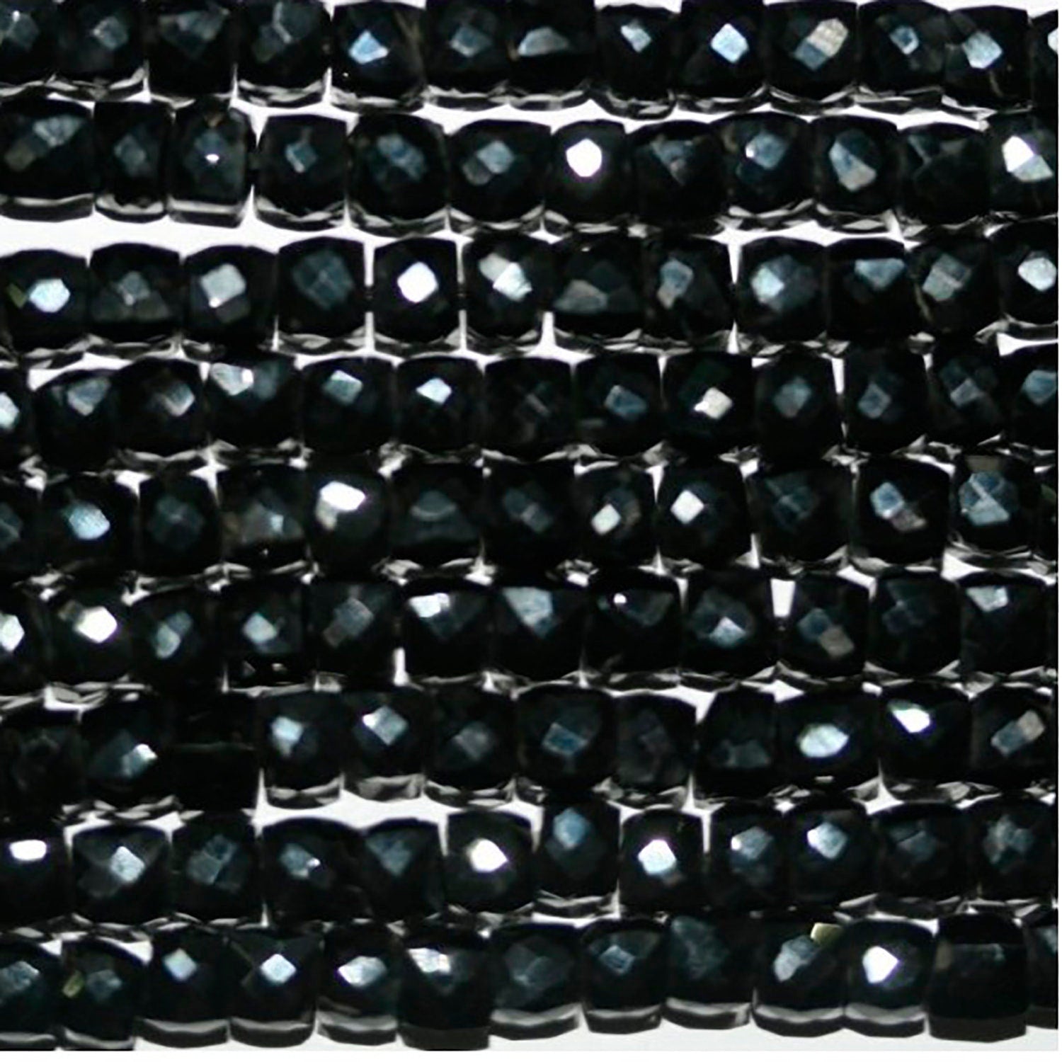 Perles cubiques à facettes en spinelle St de 8 pouces (4 mm) - Fil de 20 mm