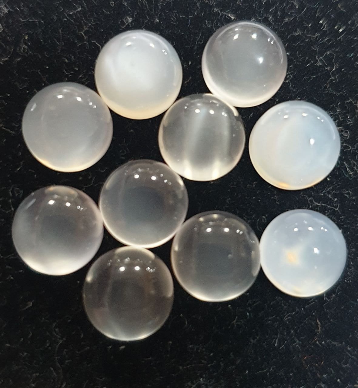 10Pcs Lot White  Moonstone Round Cabochon  7mm. (10 pcs.)