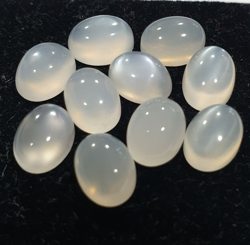 10 Pcs Lot White Moonstone Oval Cabochon 8x6mm. (10 pcs.)