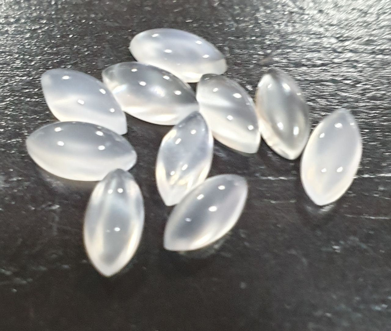 10 Pcs Lot White Moonstone Marquise Cabochon 8x4mm. (10 pcs.)