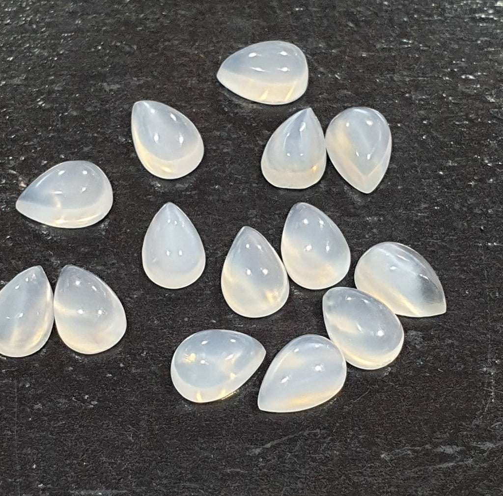 14 Pcs Lot White Moonstone Pear Cabochon 6x4mm. (14 pcs.)