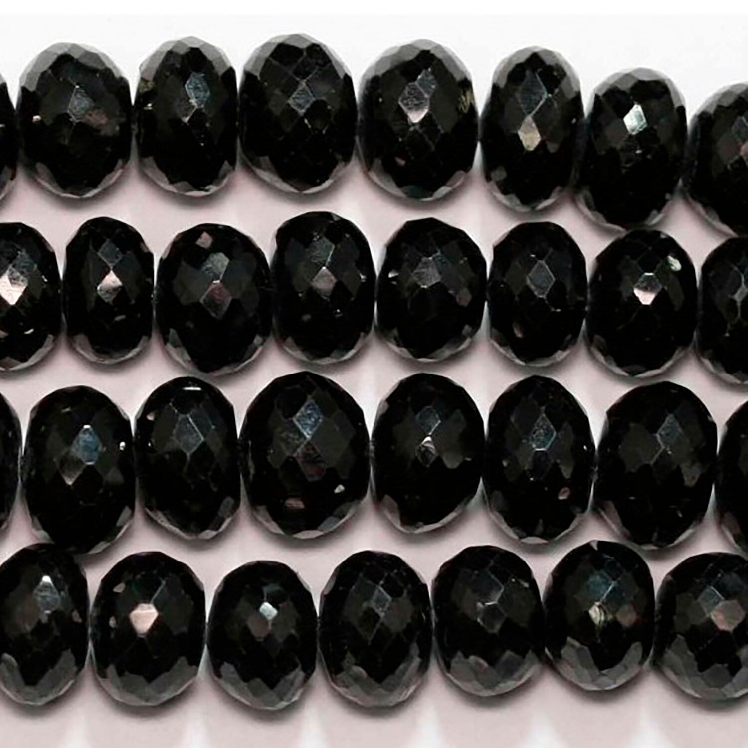 Cuentas redondas facetadas de espinela santa de 16" (9 x 6 mm) - Hilo de 40 cm