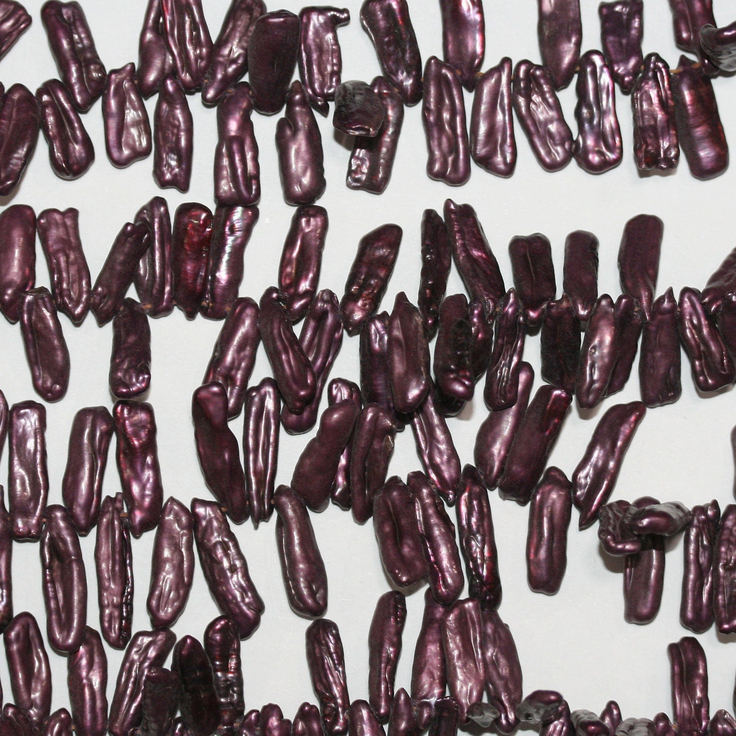 Perla Biwas morada de agua dulce de 16" (18 x 6 mm, aprox.) - Hilo de 40 cm - Precios al por mayor de perlas naturales