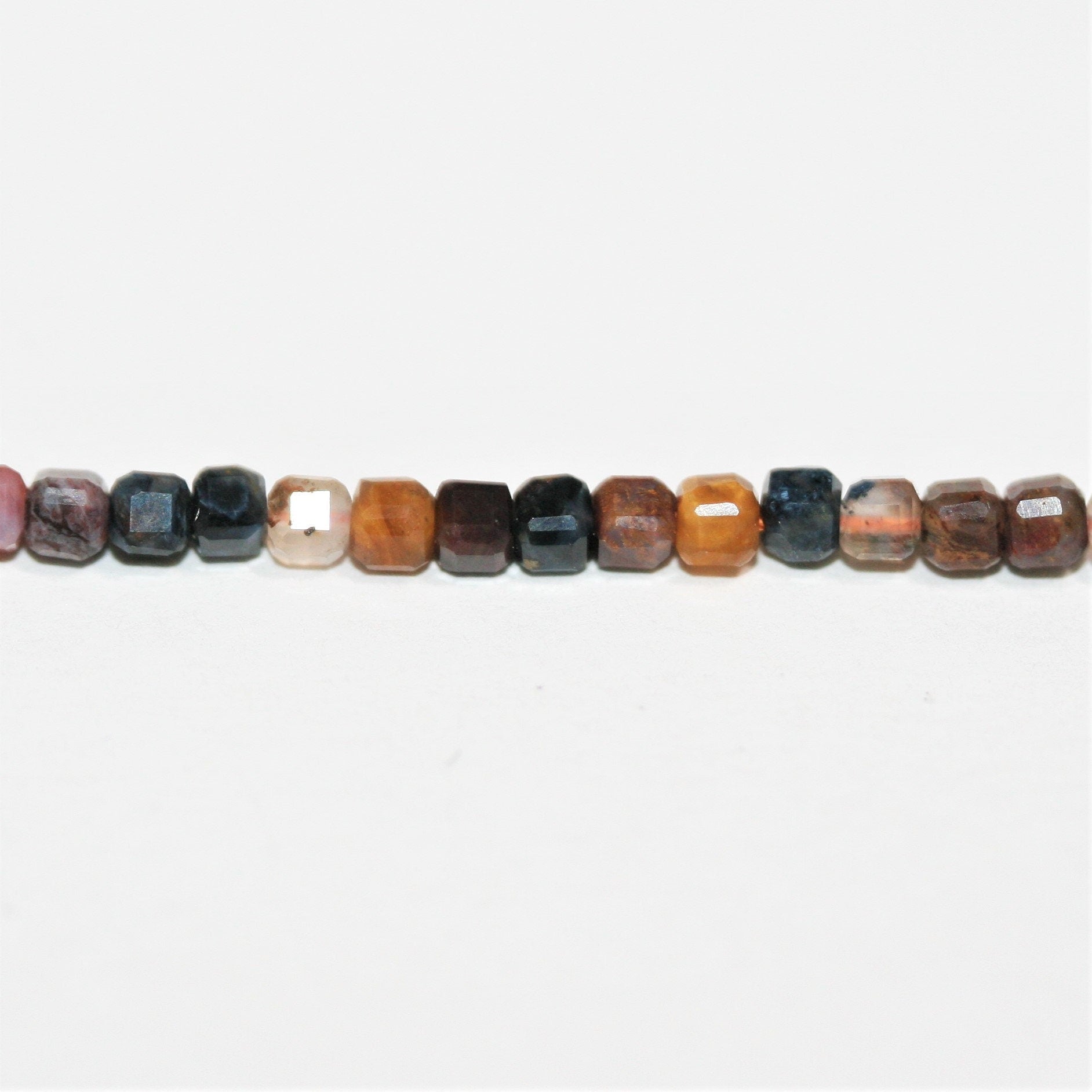 15" St Pietersite Faceted Cube Beads 2mm.-Strand 39cm. - Hard Gems