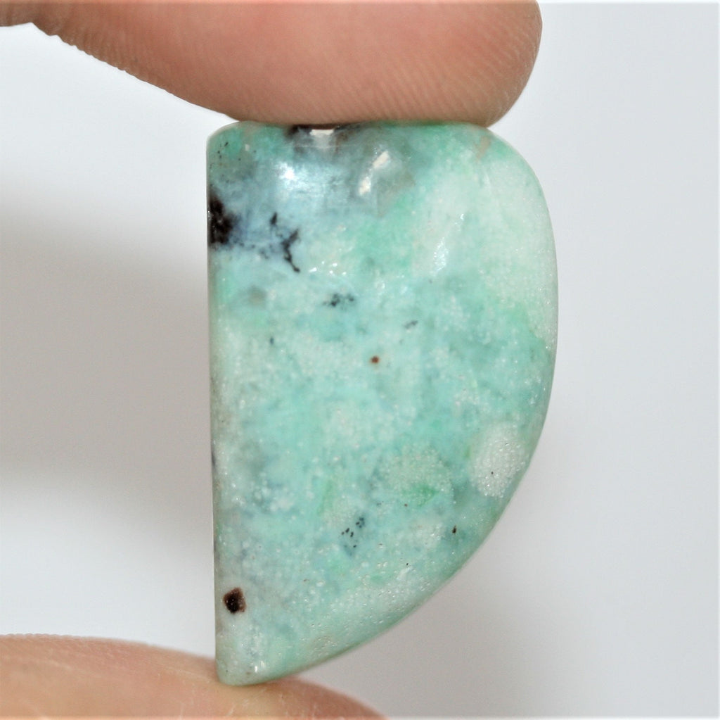 Flat Calchedony Fang Cabochon 28x17mm. (21ct.)