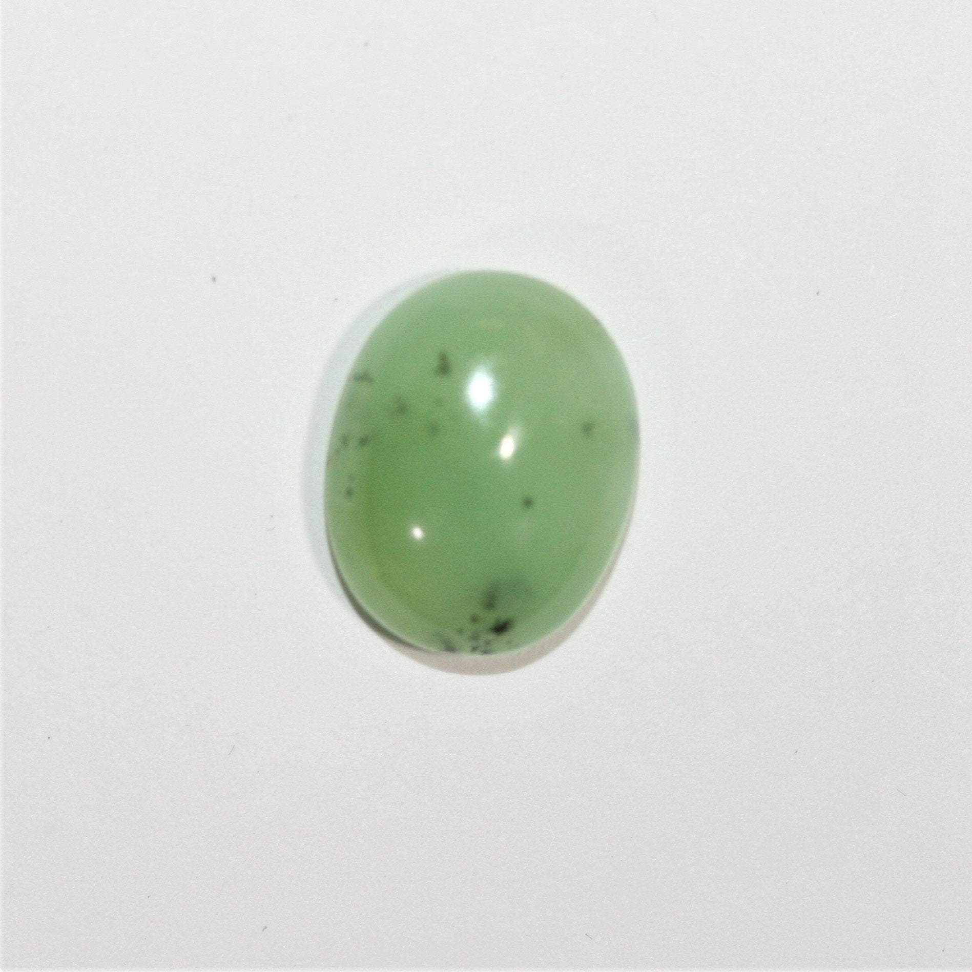 Chrysoprase Smooth Oval Cabochon 15.4x12.3mm. (8.58ct.).