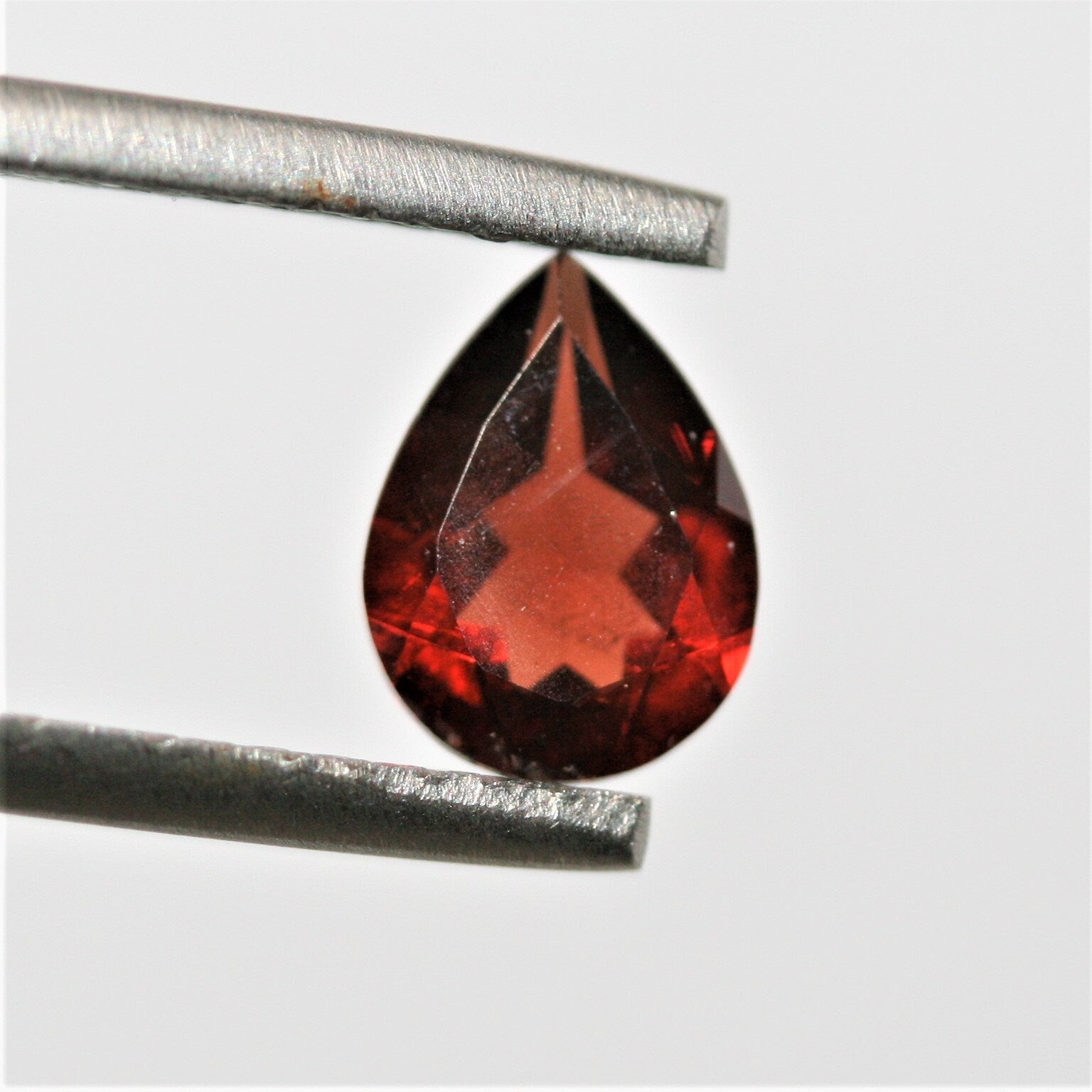 8 Pcs Lot Garnet Faceted Drop 8x5mm. (8 Pieces) - Hard Gems