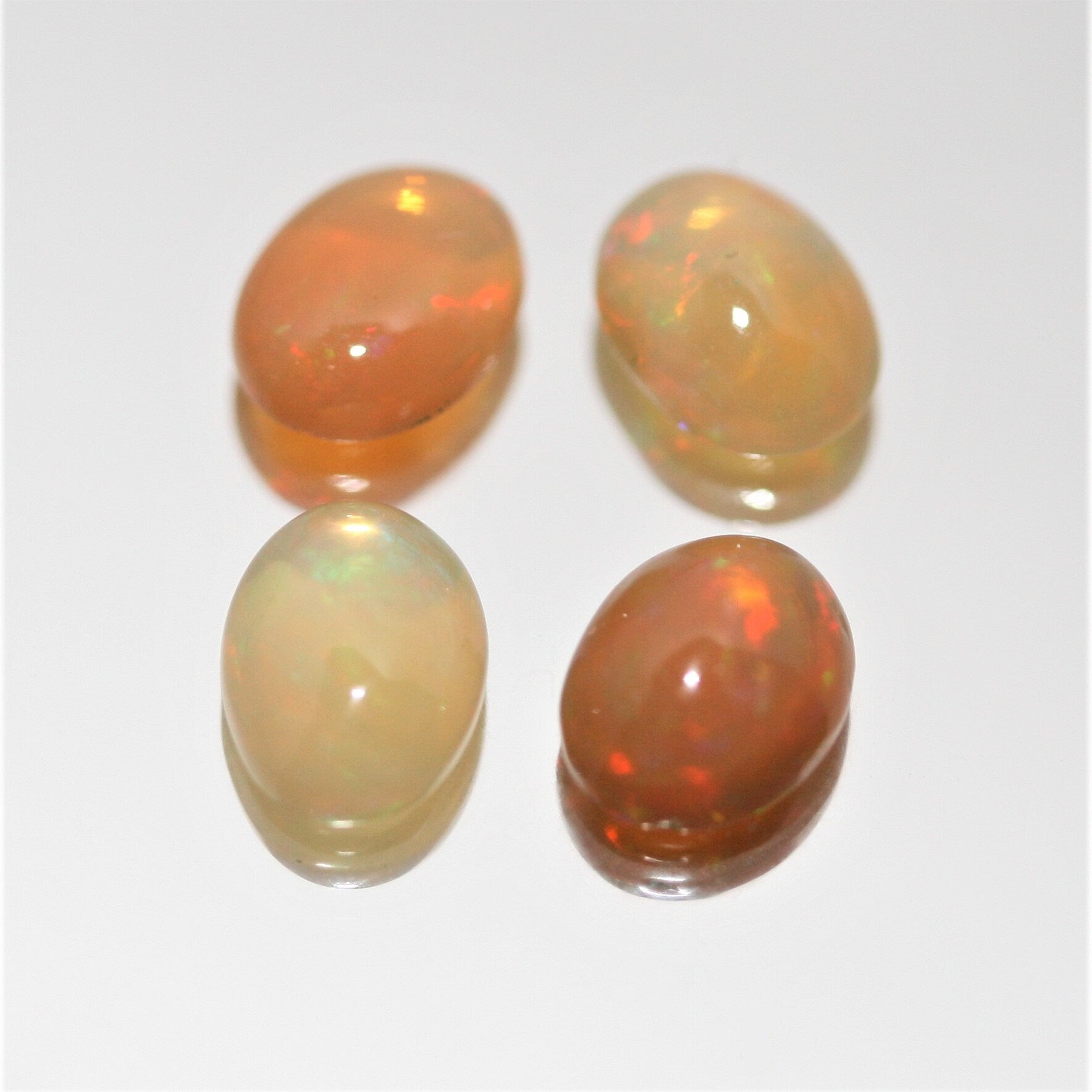 Ethiopian Opal Smooth Oval Cabochon 8x6mm. (2.9 ct.)