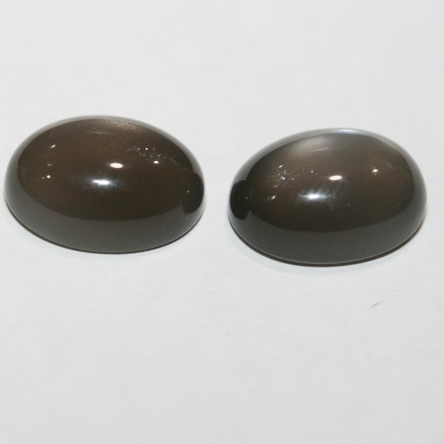 Lote de 2 cabujones ovalados de piedra lunar gris de 14 x 10 mm (2 piezas).