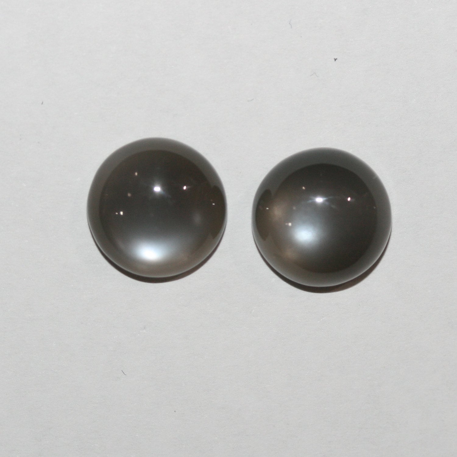 Lote de 2 cabujones redondos de piedra lunar gris de 12 mm. (2 piezas)
