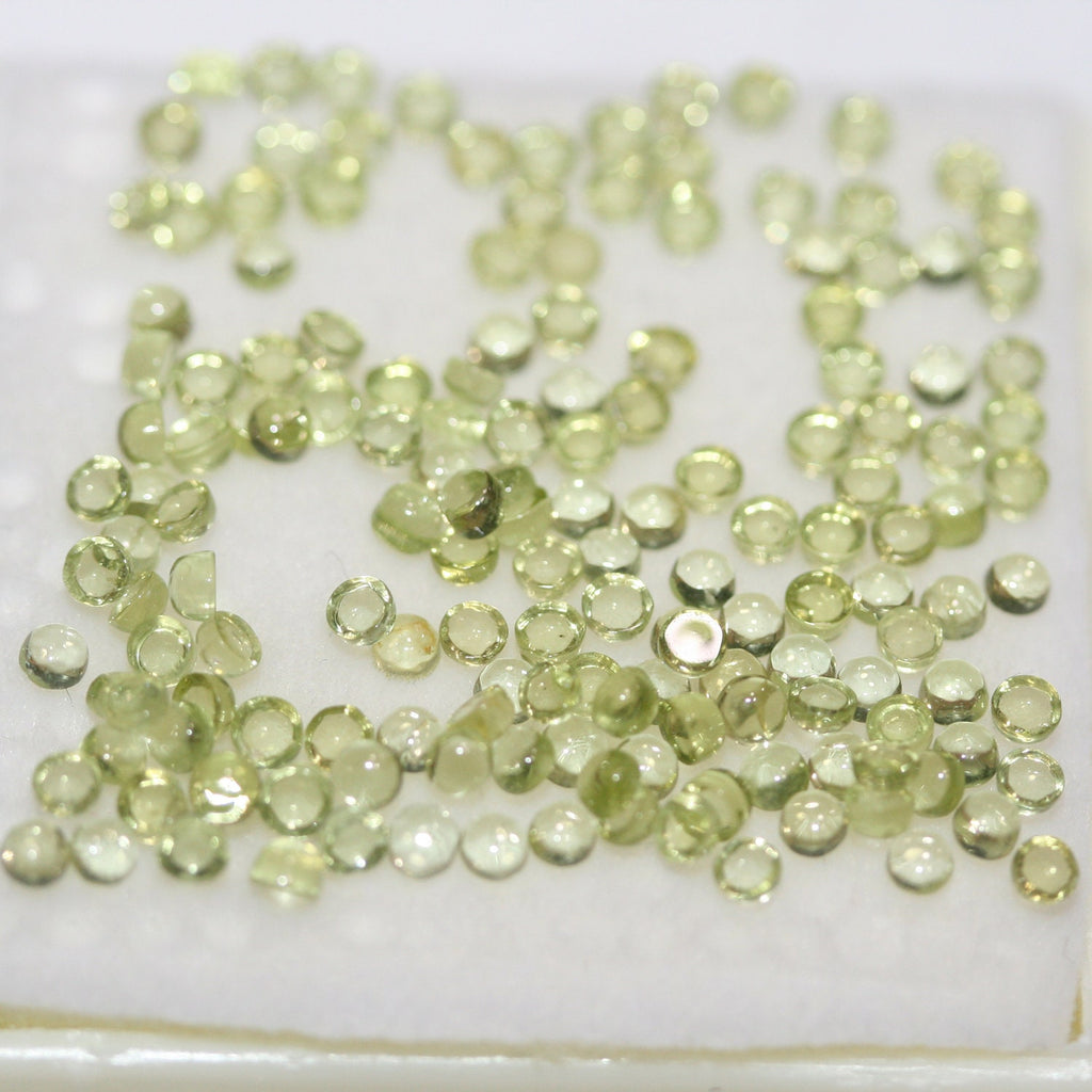 Lot Peridot Round Cabochon 2mm (10ct).