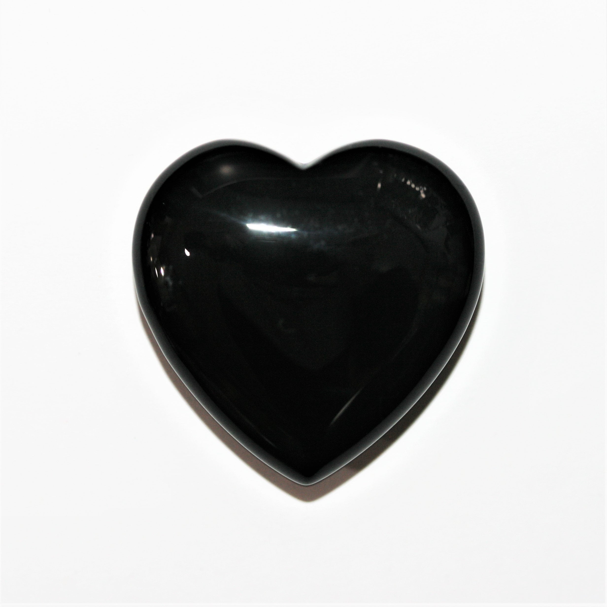 Pendentif cœur lisse en onyx, demi-percé, 32 mm.