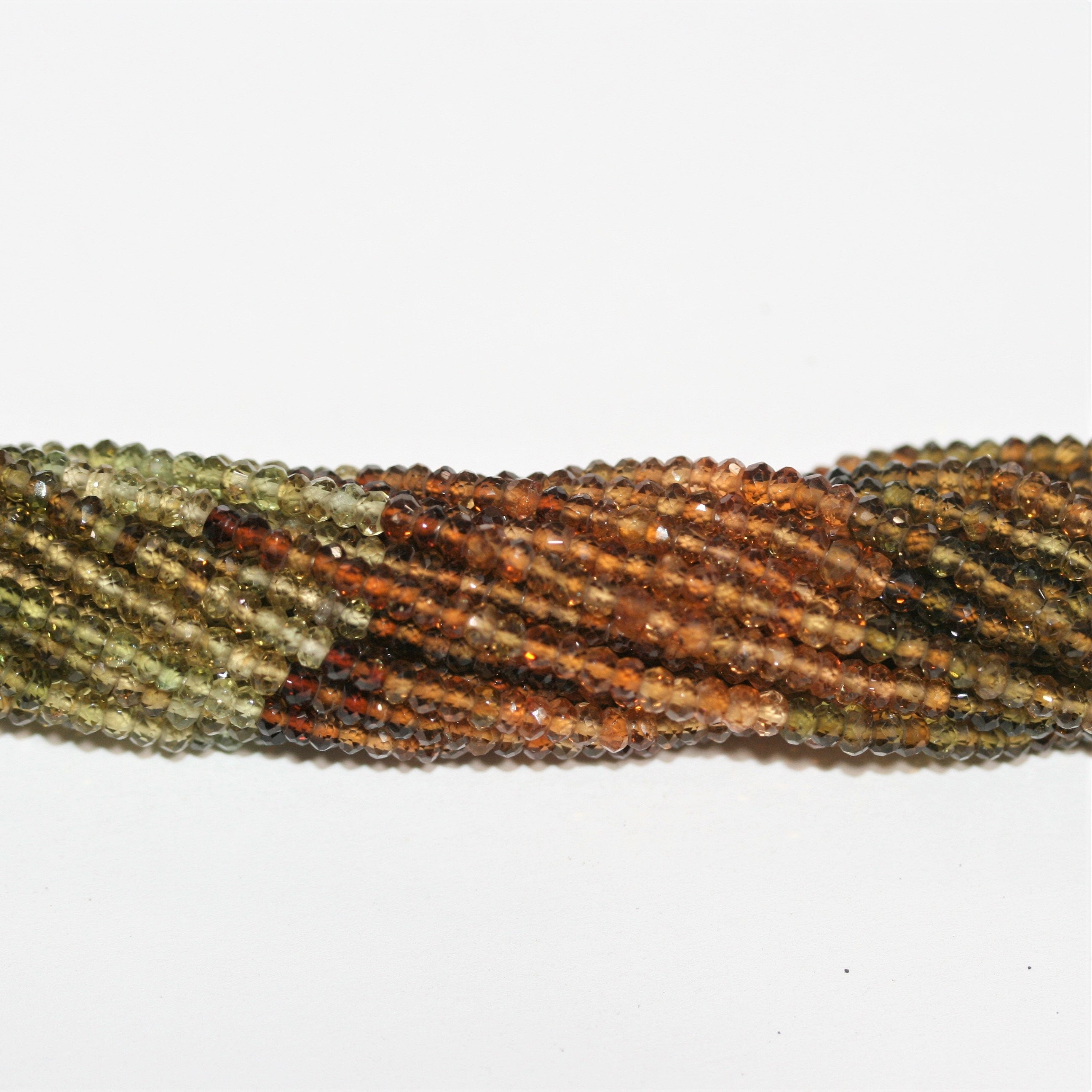 Perles rondelles à facettes en tourmaline St. Petrotourmaline 14" 3x2mm.- Brin 35cm.