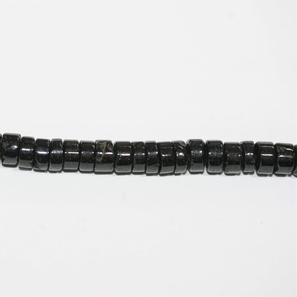 Perles rondes lisses en spinelle St de 14 pouces (6 x 3 mm). Longueur approximative du brin : 36 cm.