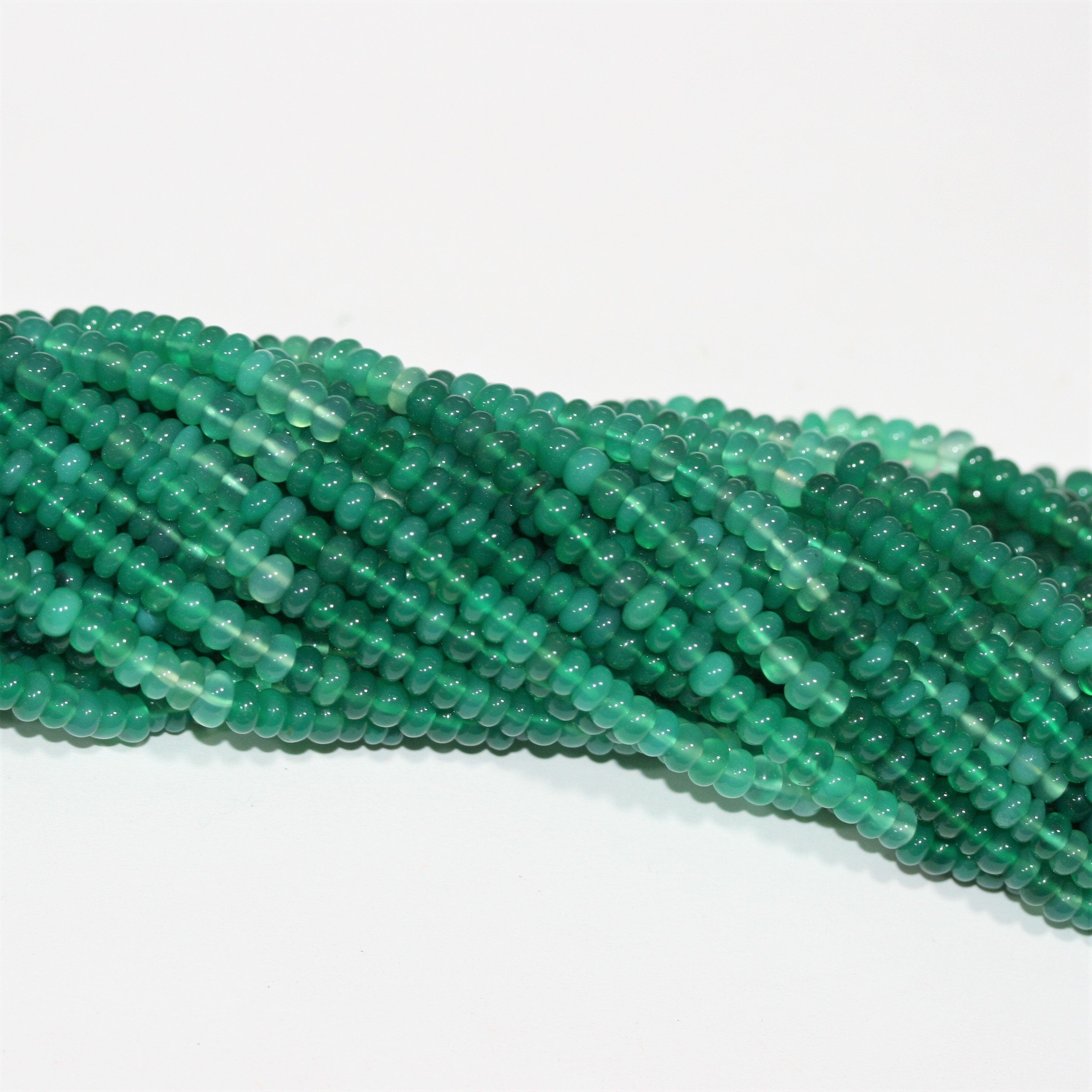 13" St Green Onyx Gradient Color Smooth Rondelle Beads 5x3mm.- Strand 33cm.